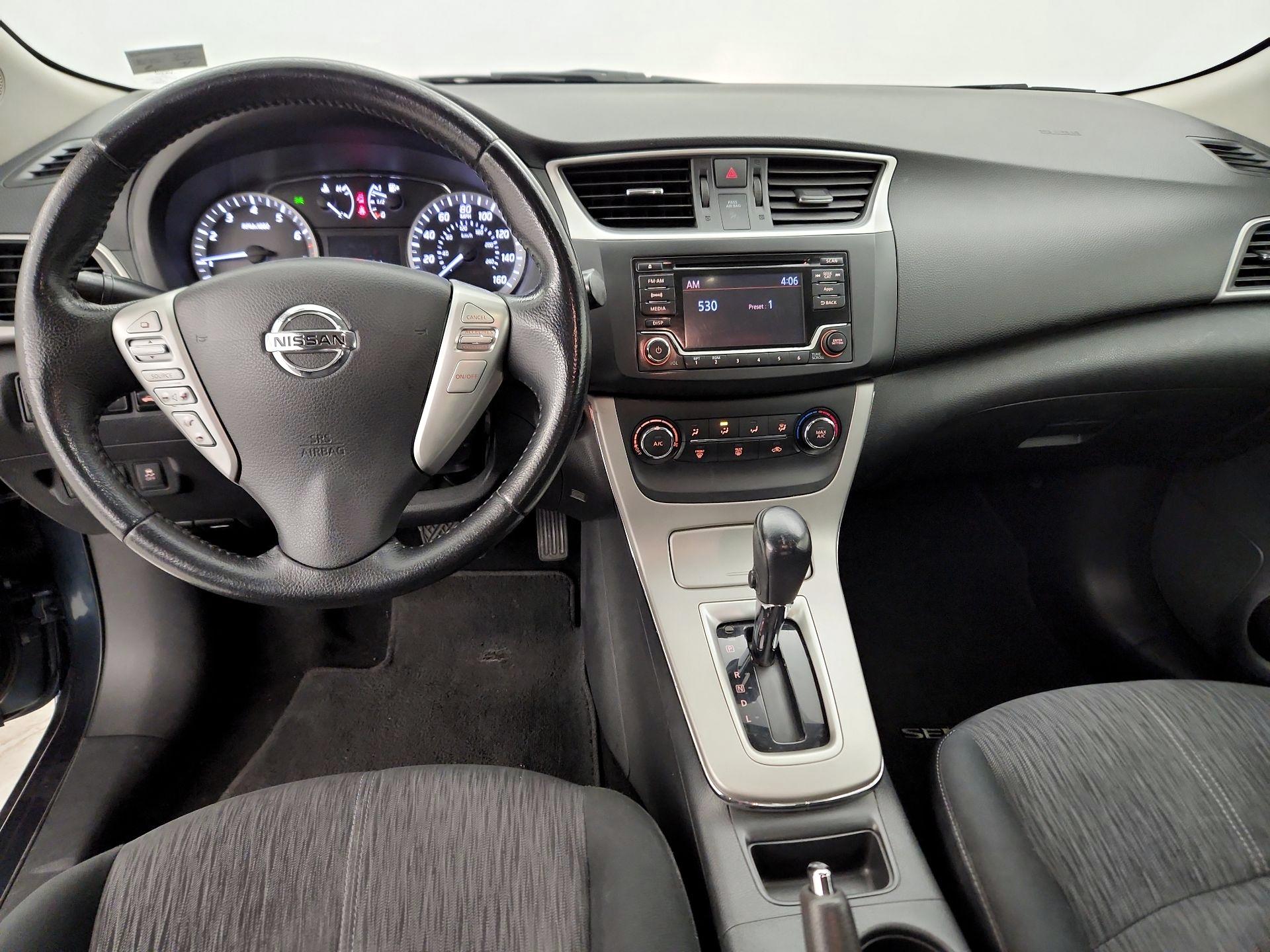 Thumbnail: 2015 Nissan Sentra - 9