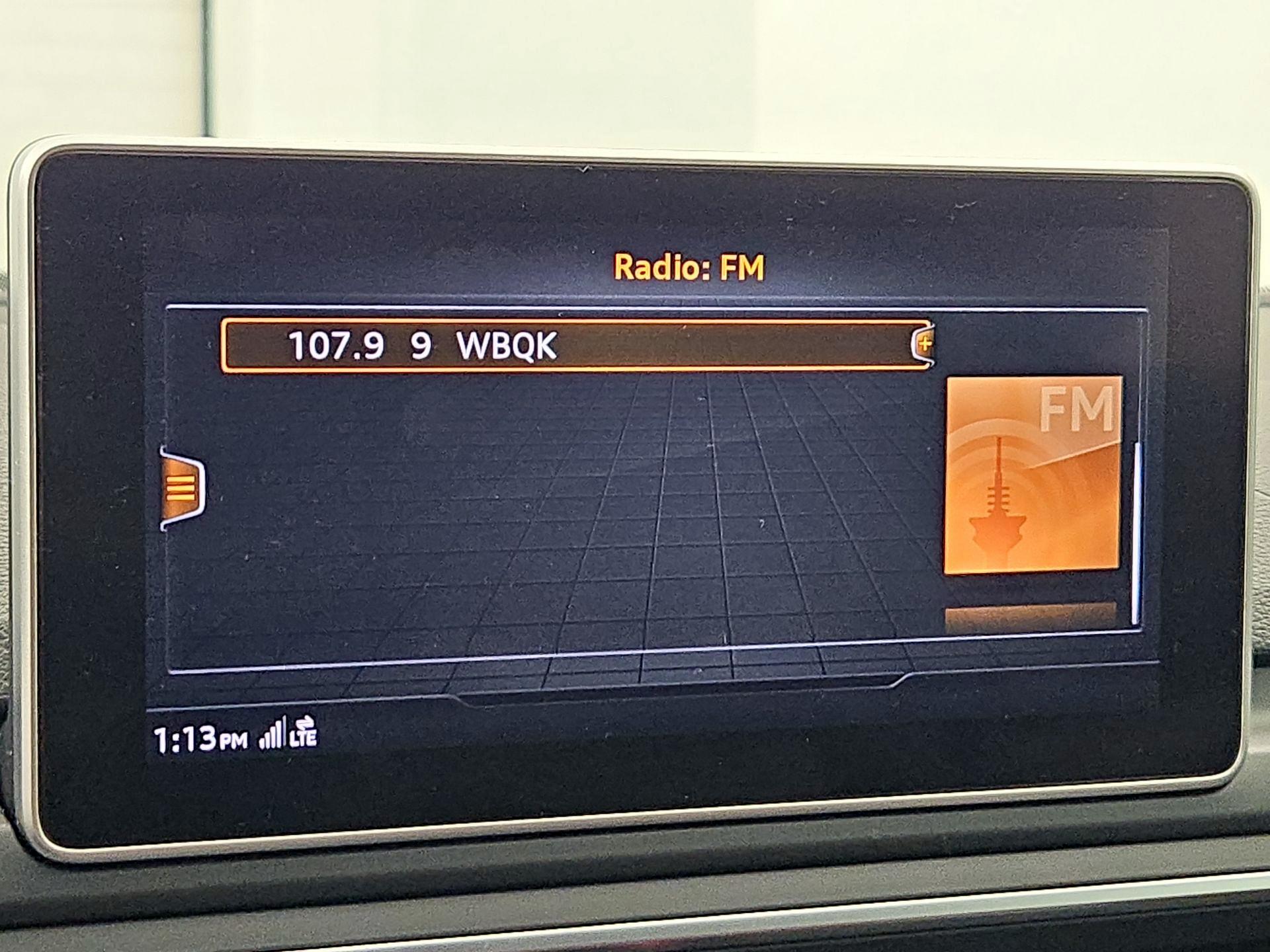 Thumbnail: 2019 Audi A4 - 16