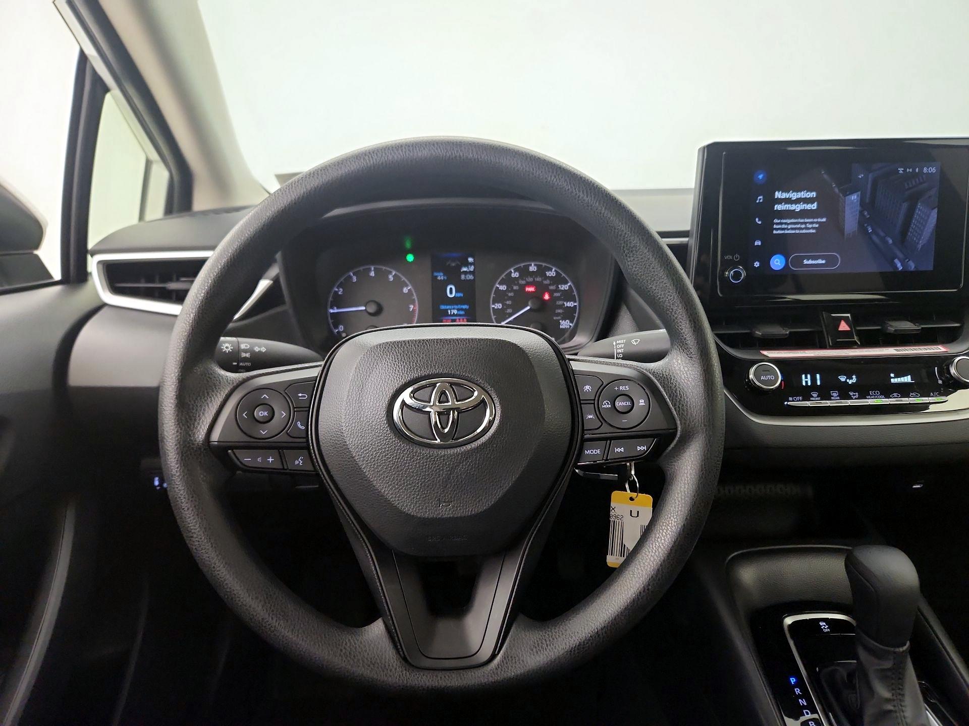 Thumbnail: 2023 Toyota Corolla - 10