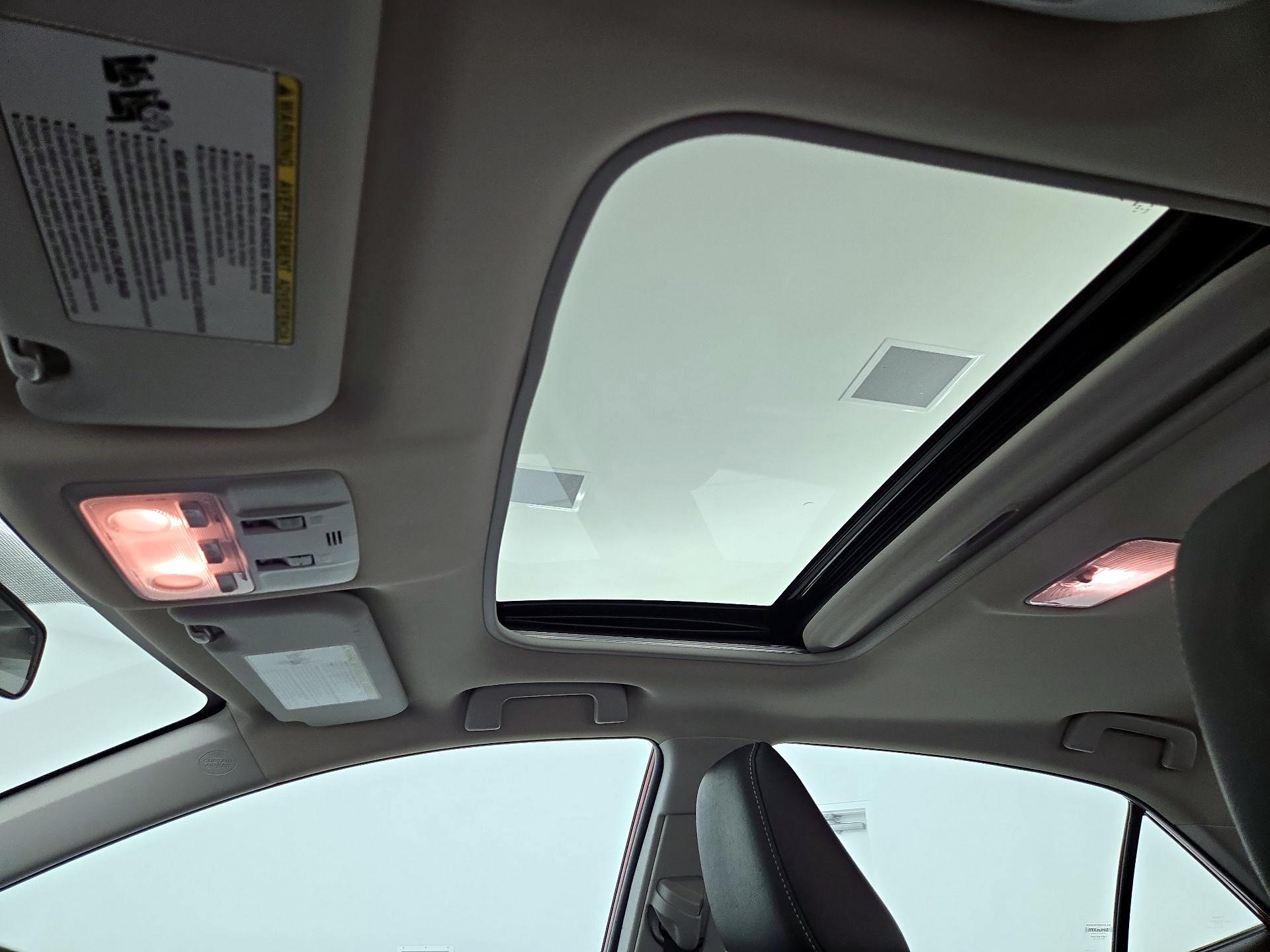 Thumbnail: 2015 Toyota Corolla - 20