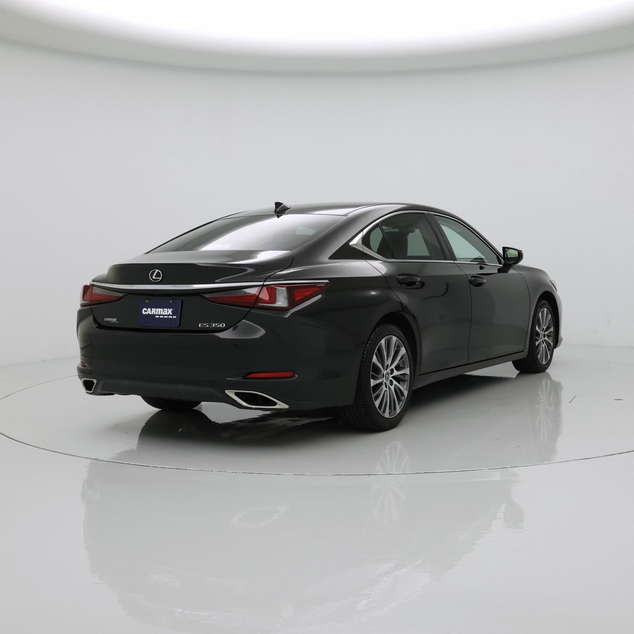 Thumbnail: 2019 Lexus ES - 8