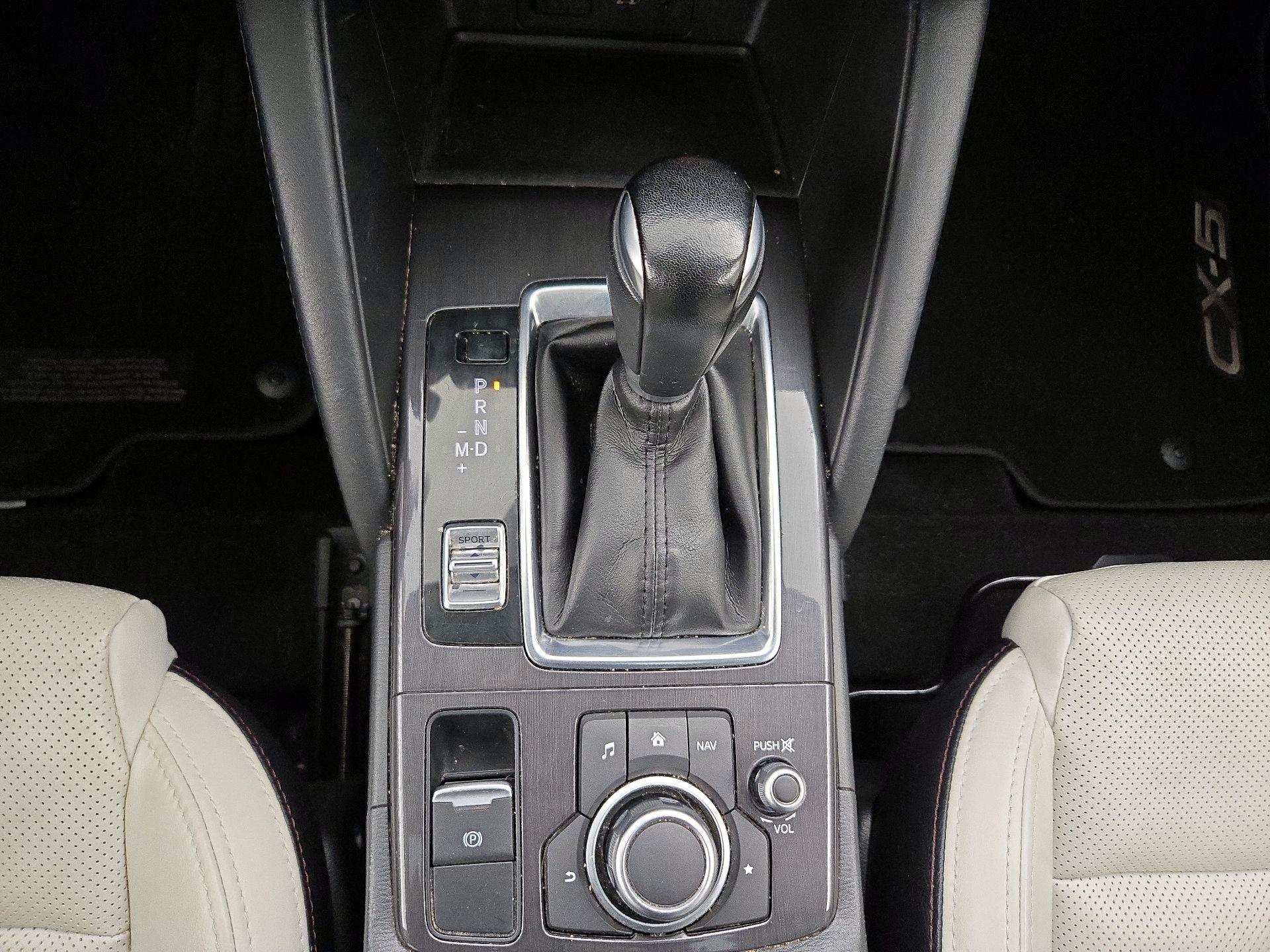 Thumbnail: 2016 Mazda CX-5 - 18