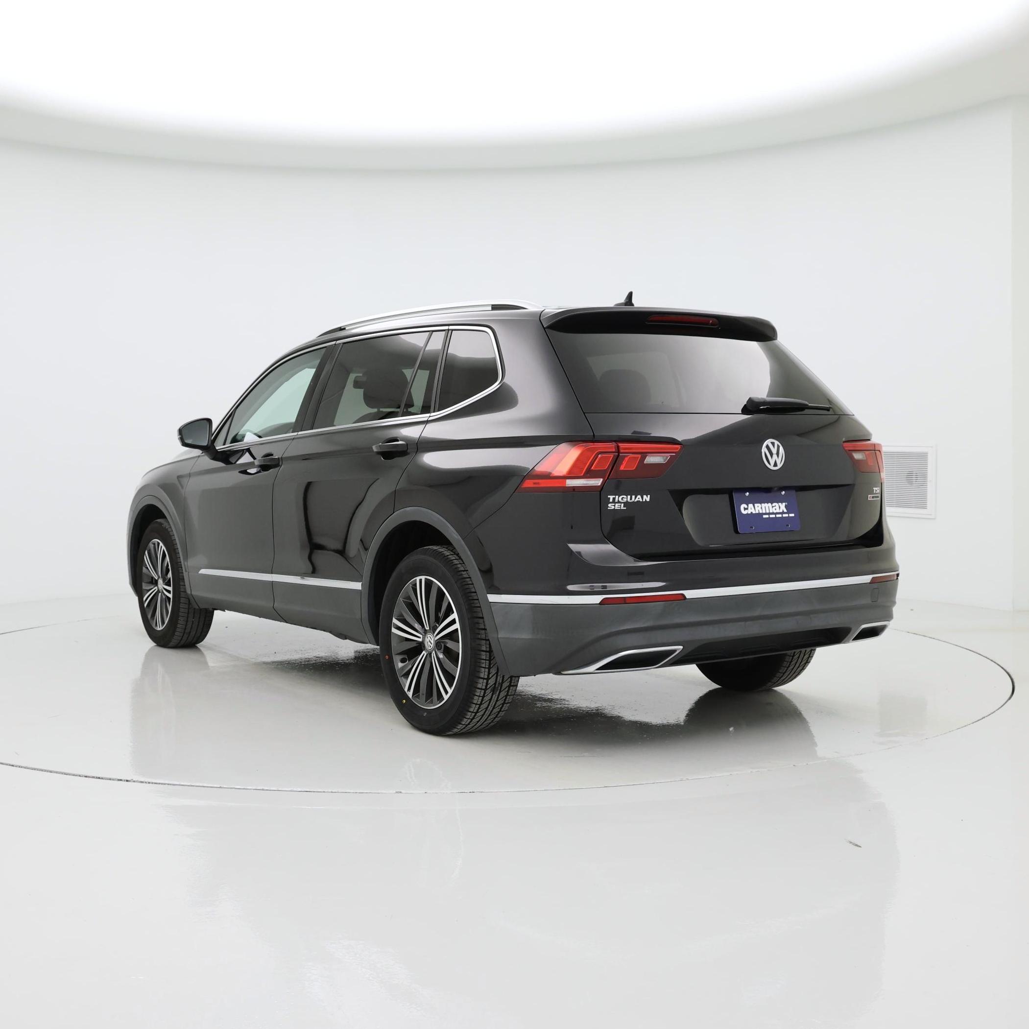 Thumbnail: 2018 Volkswagen Tiguan - 2