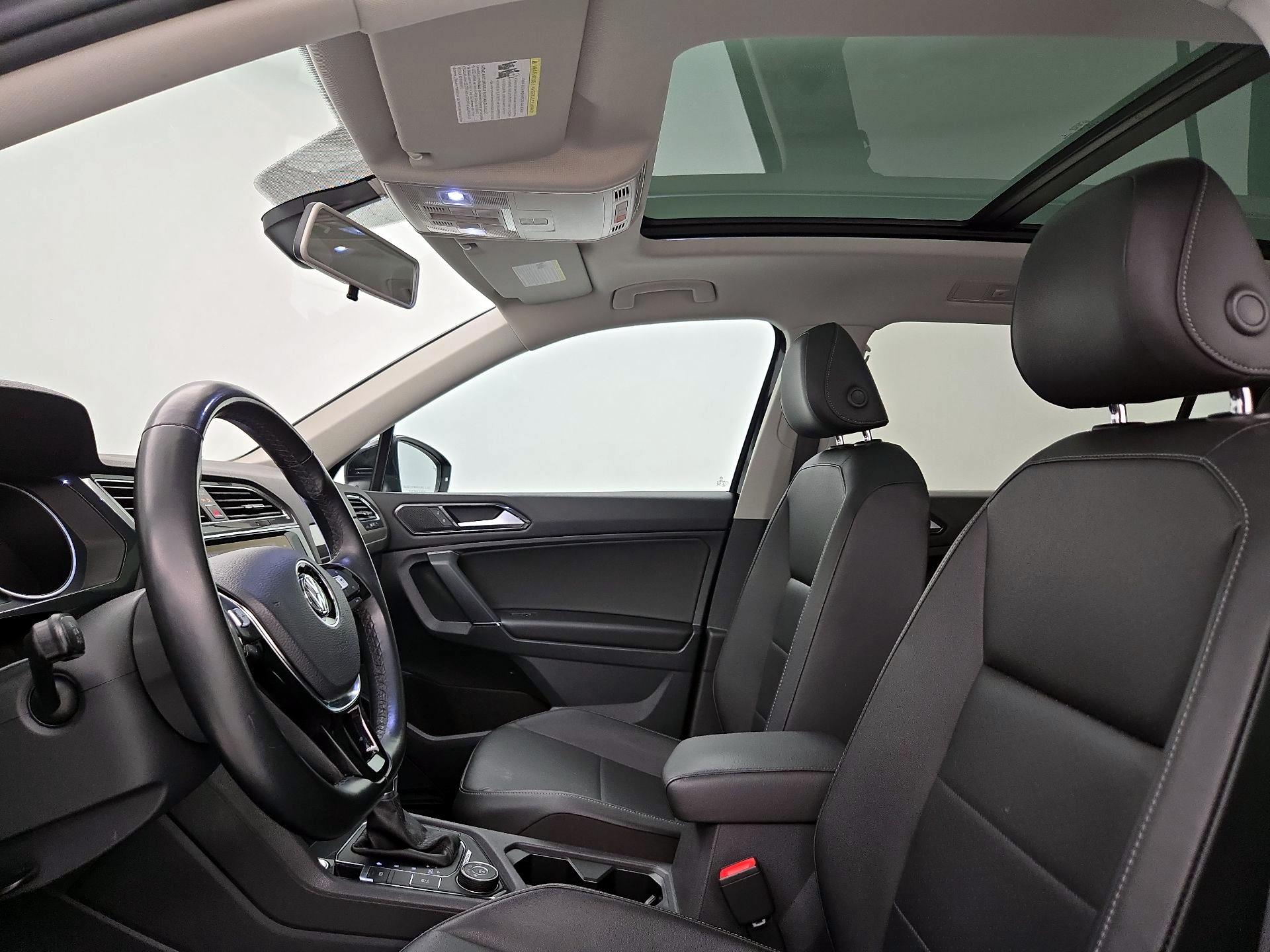 Thumbnail: 2018 Volkswagen Tiguan - 20