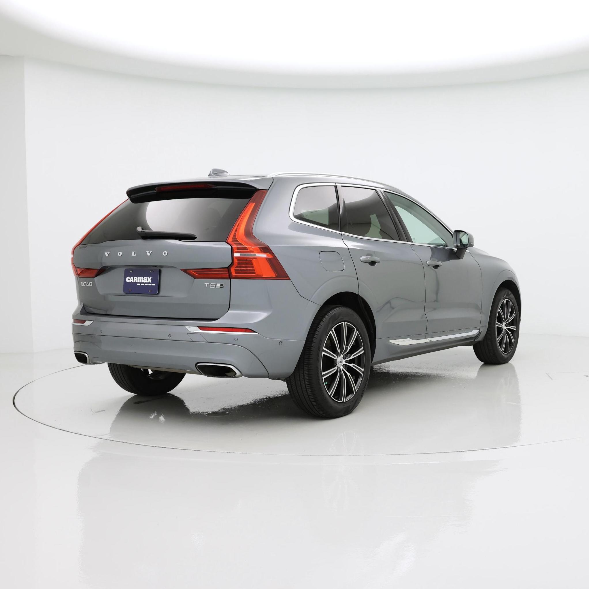 Thumbnail: 2019 Volvo XC60 - 8