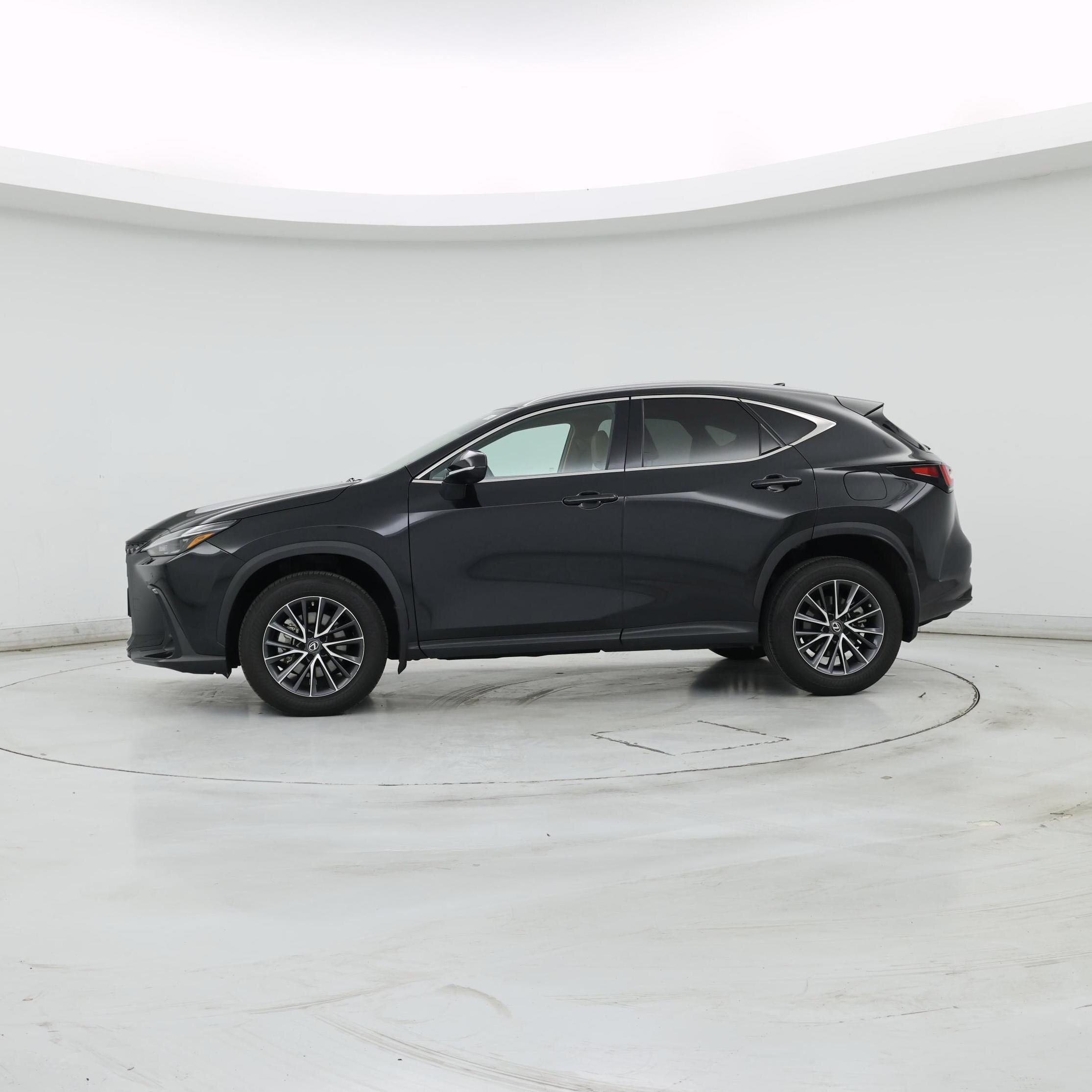 Thumbnail: 2022 Lexus NX - 3