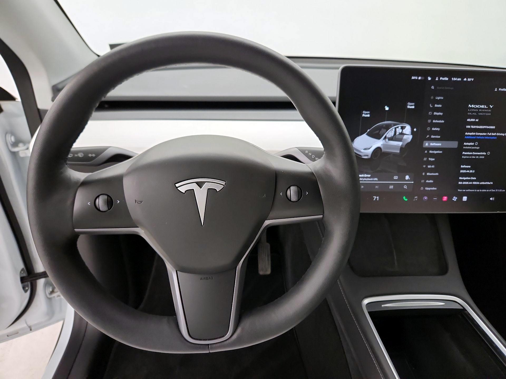 Thumbnail: 2023 Tesla Model Y - 10