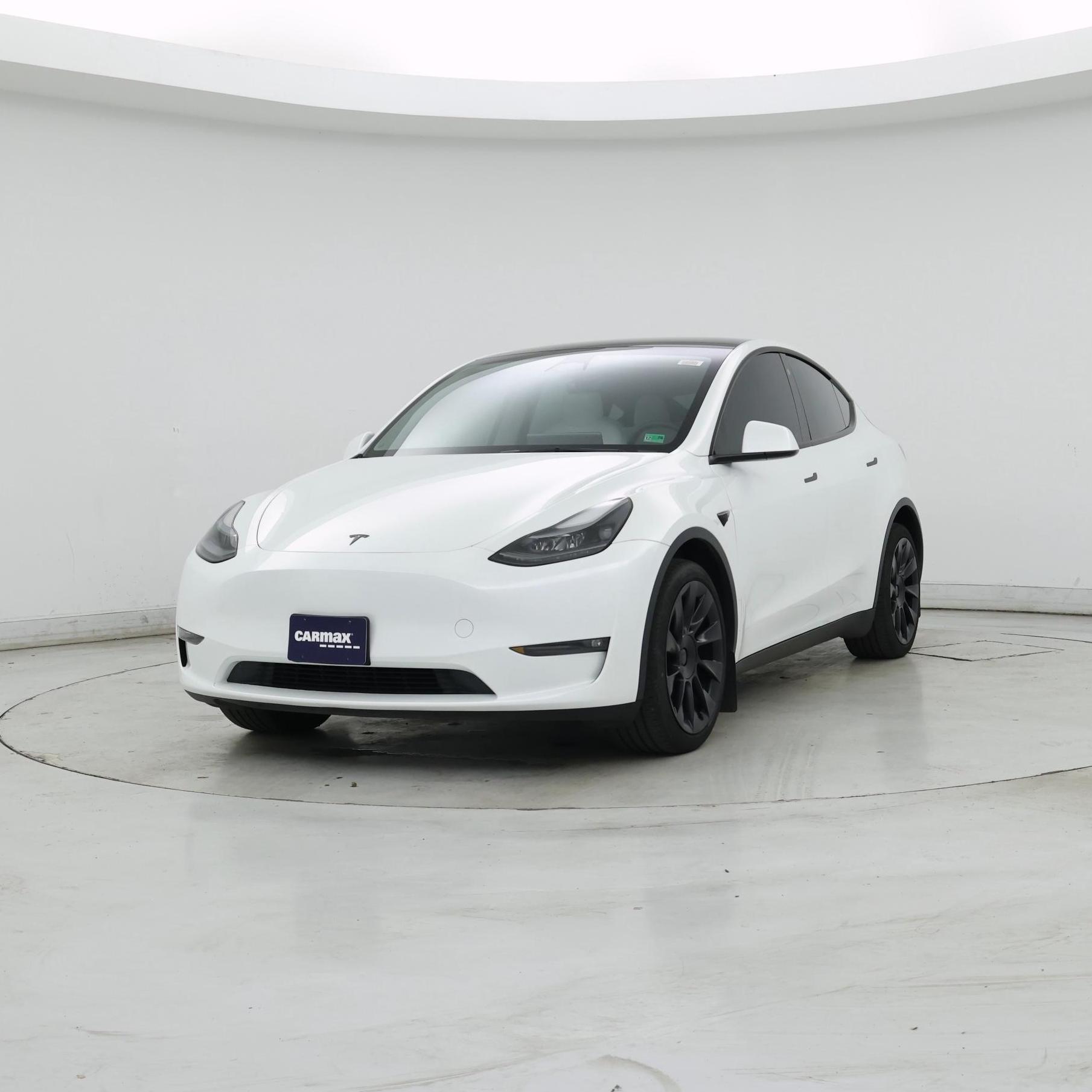Thumbnail: 2023 Tesla Model Y - 4
