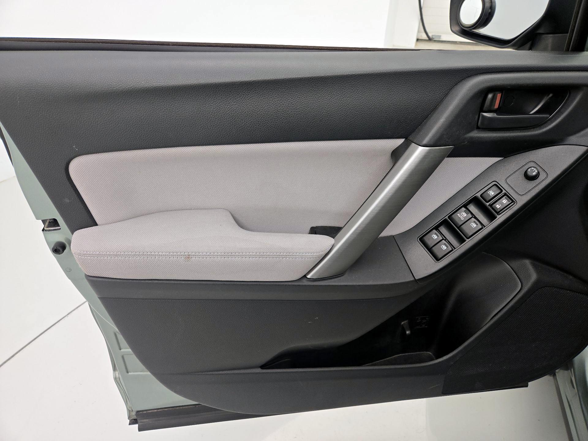 Thumbnail: 2014 Subaru Forester - 12