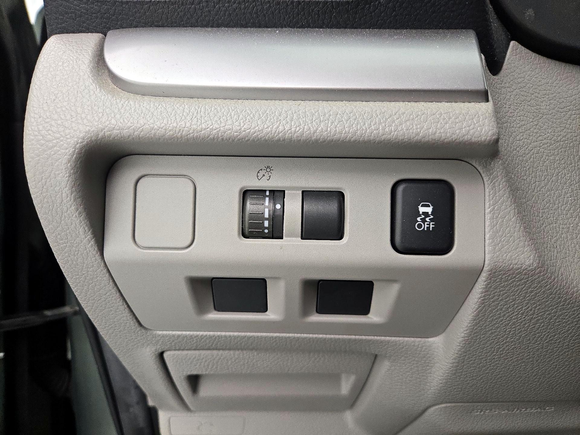 Thumbnail: 2014 Subaru Forester - 13