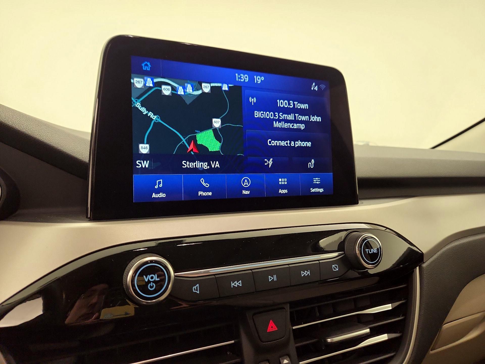 Thumbnail: 2022 Ford Escape - 15