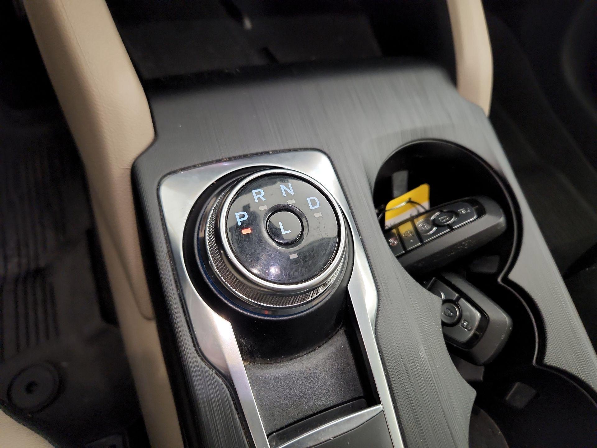 Thumbnail: 2022 Ford Escape - 17