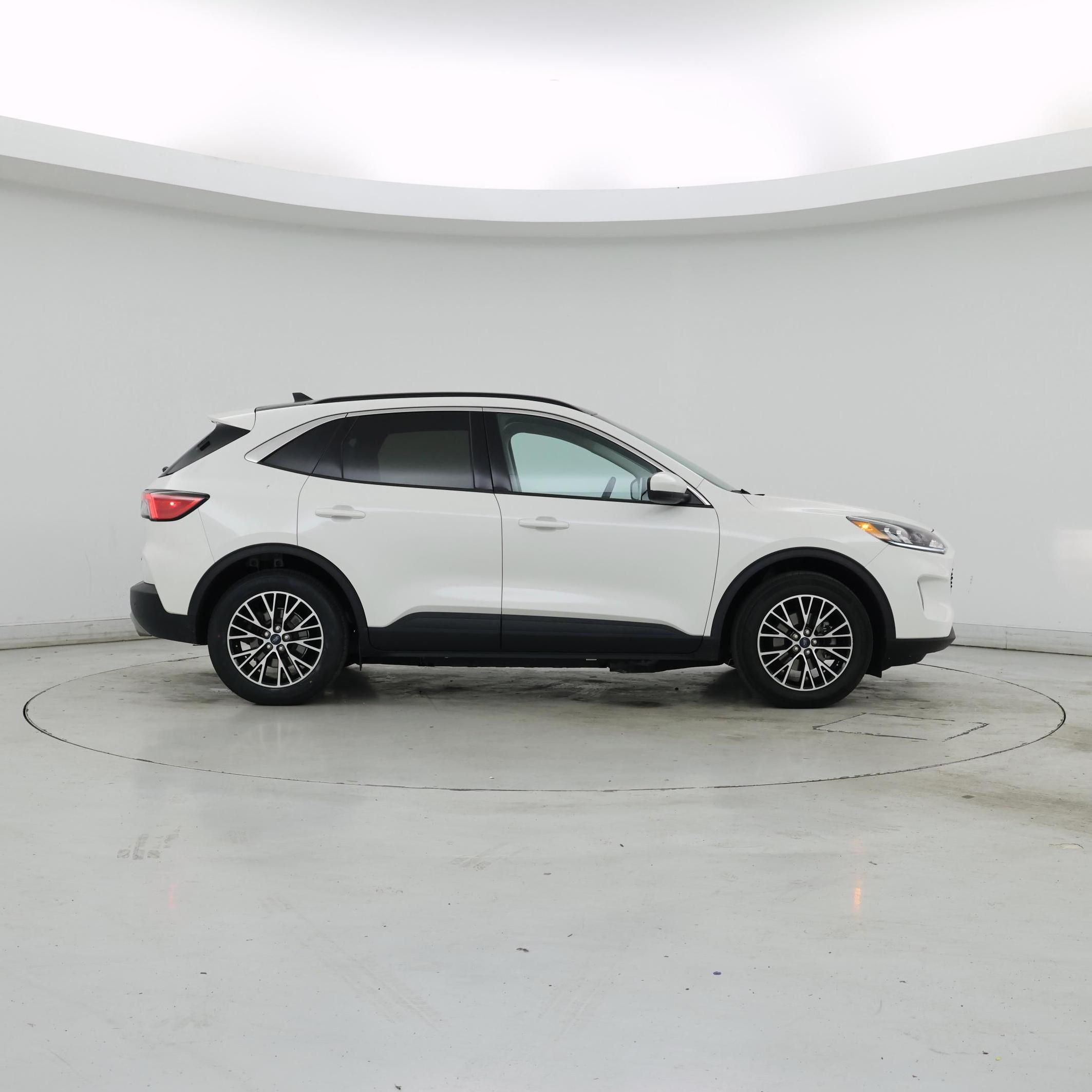 Thumbnail: 2022 Ford Escape - 7