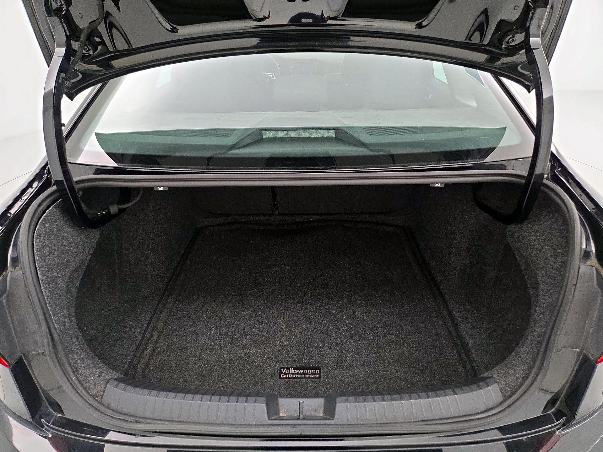 Thumbnail: 2019 Volkswagen Jetta - 20