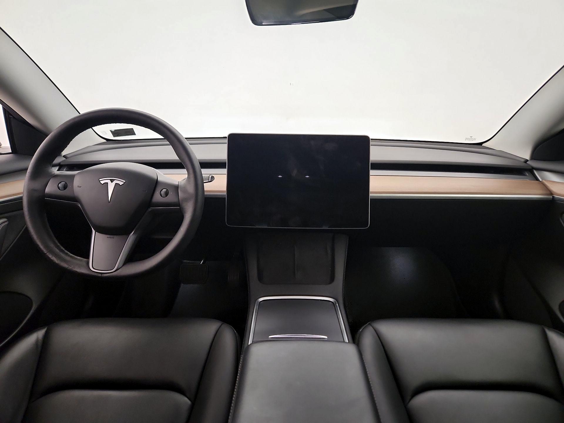 Thumbnail: 2022 Tesla Model 3 - 9