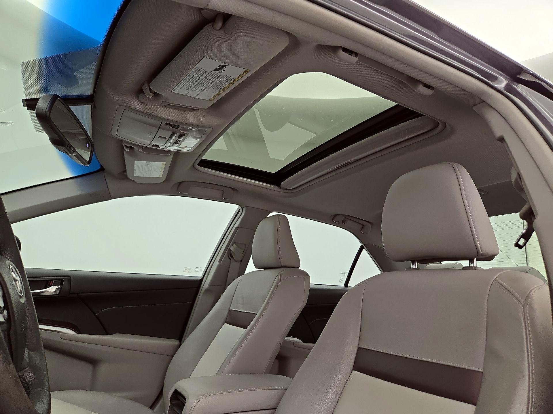 Thumbnail: 2014 Toyota Camry - 19