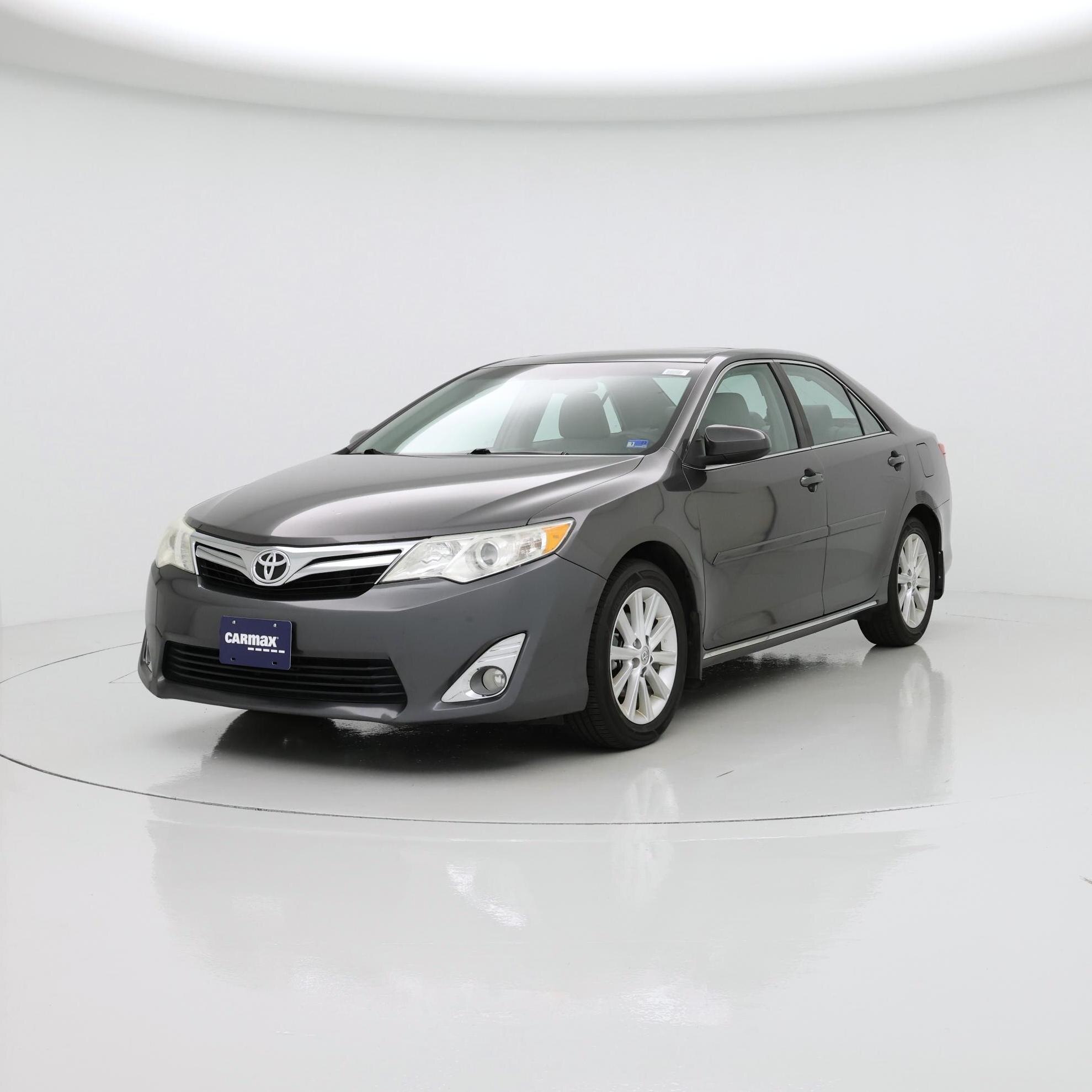 Thumbnail: 2014 Toyota Camry - 4
