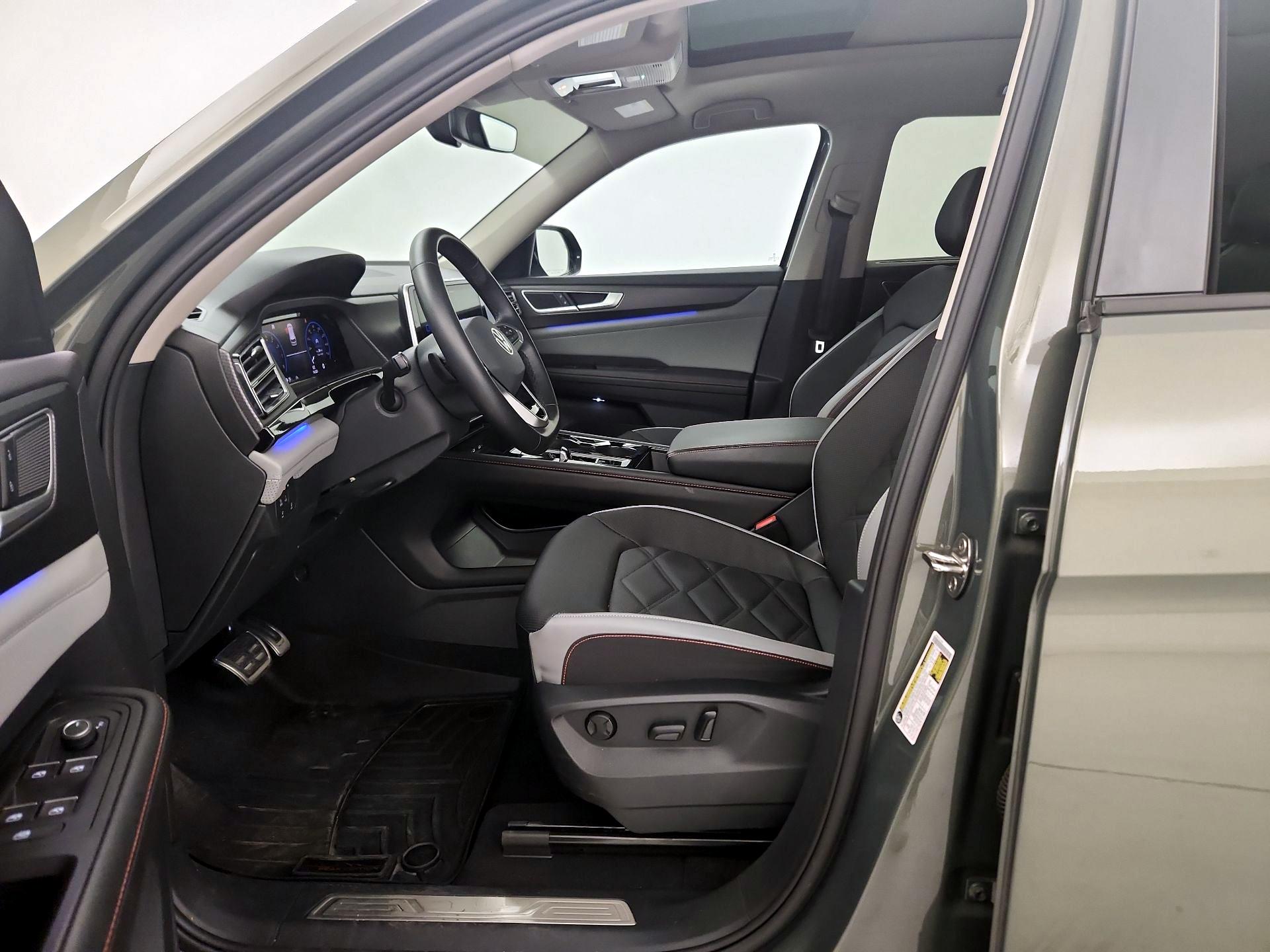 Thumbnail: 2024 Volkswagen Atlas - 11