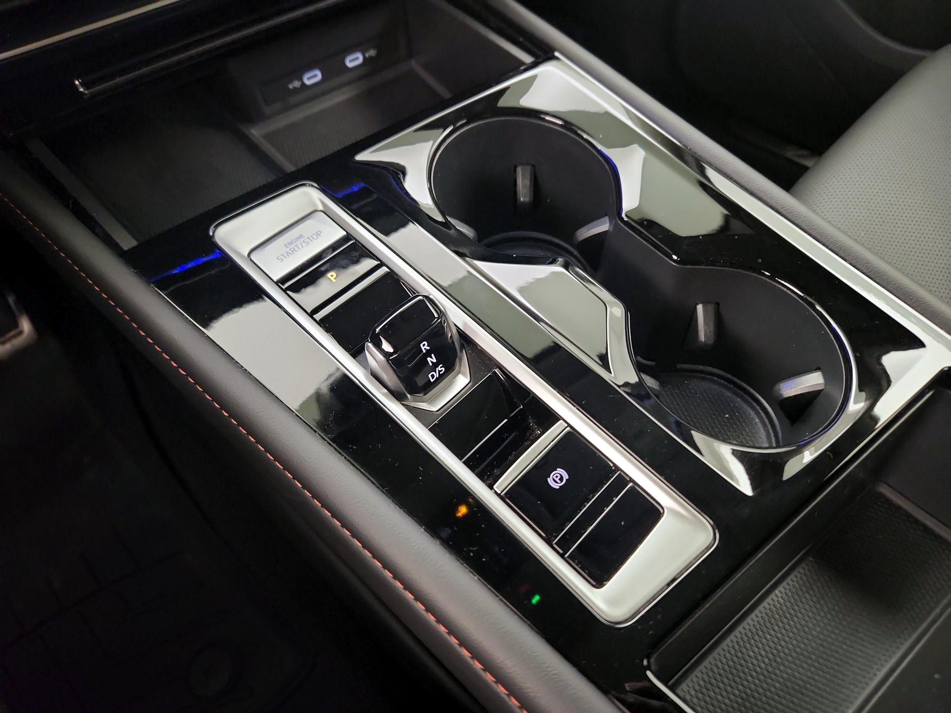 Thumbnail: 2024 Volkswagen Atlas - 18