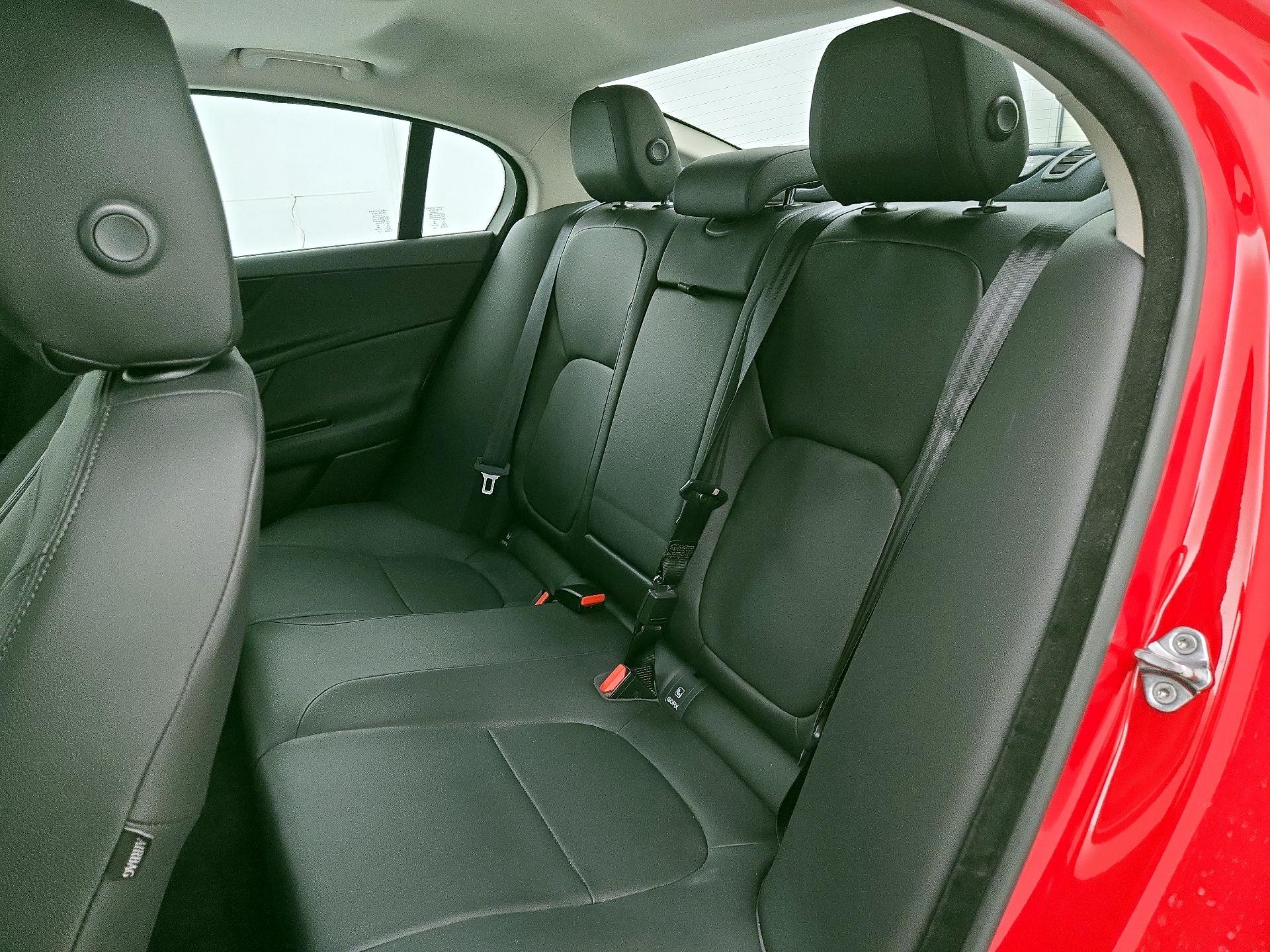 Thumbnail: 2019 Jaguar XE - 20