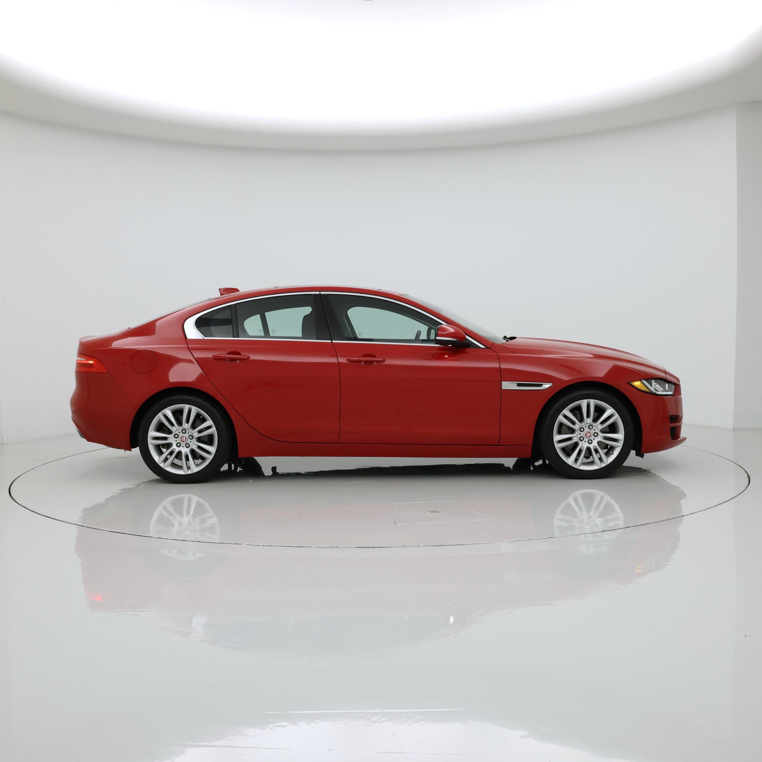 Thumbnail: 2019 Jaguar XE - 7