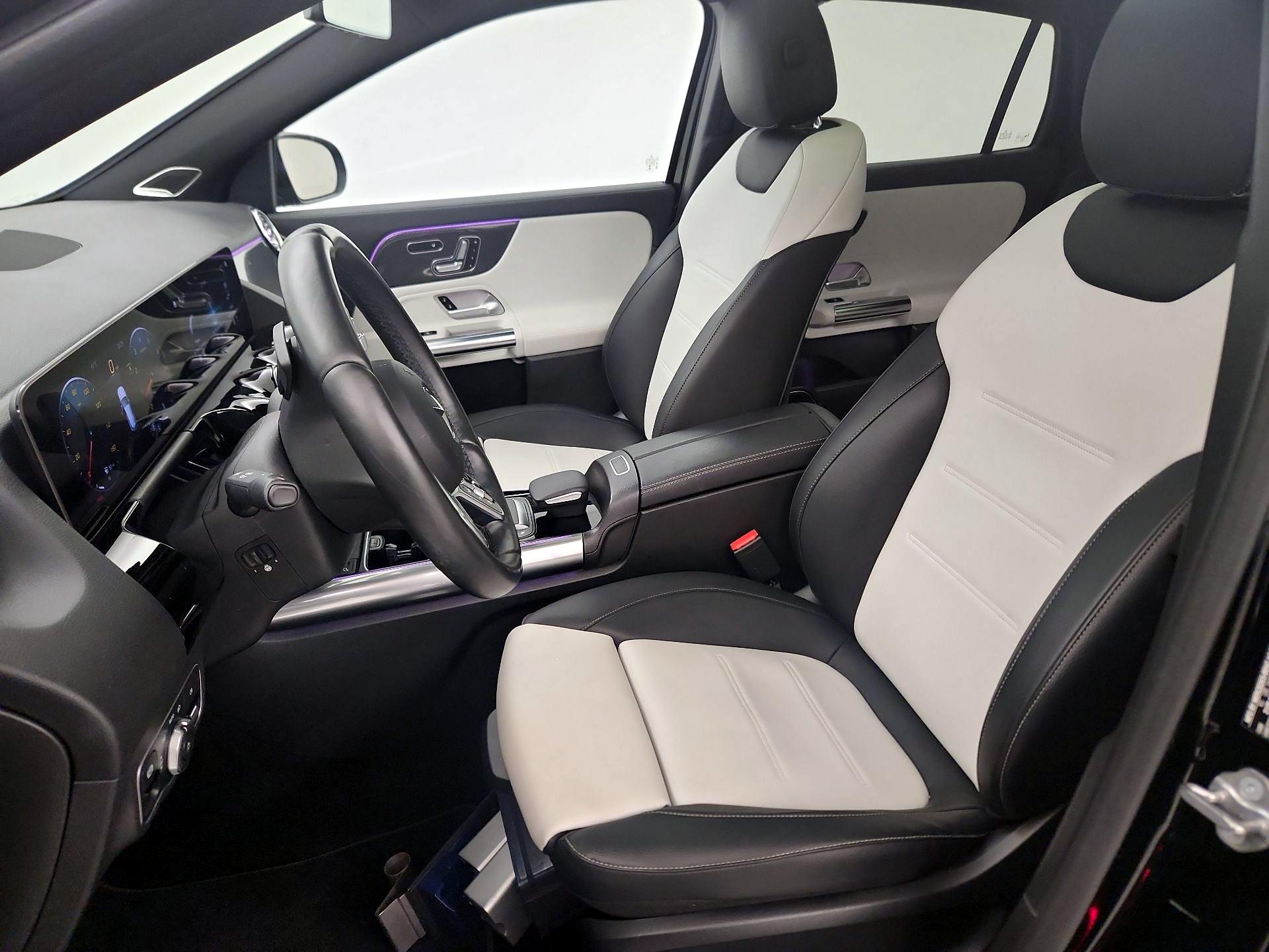 Thumbnail: 2021 Mercedes-Benz GLA - 11