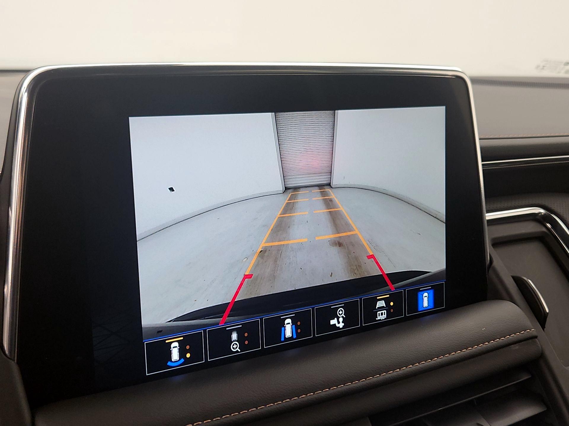 Thumbnail: 2022 GMC Yukon - 14