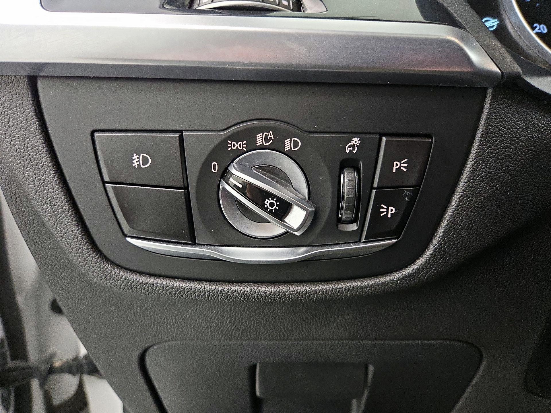 Thumbnail: 2019 BMW X3 - 13