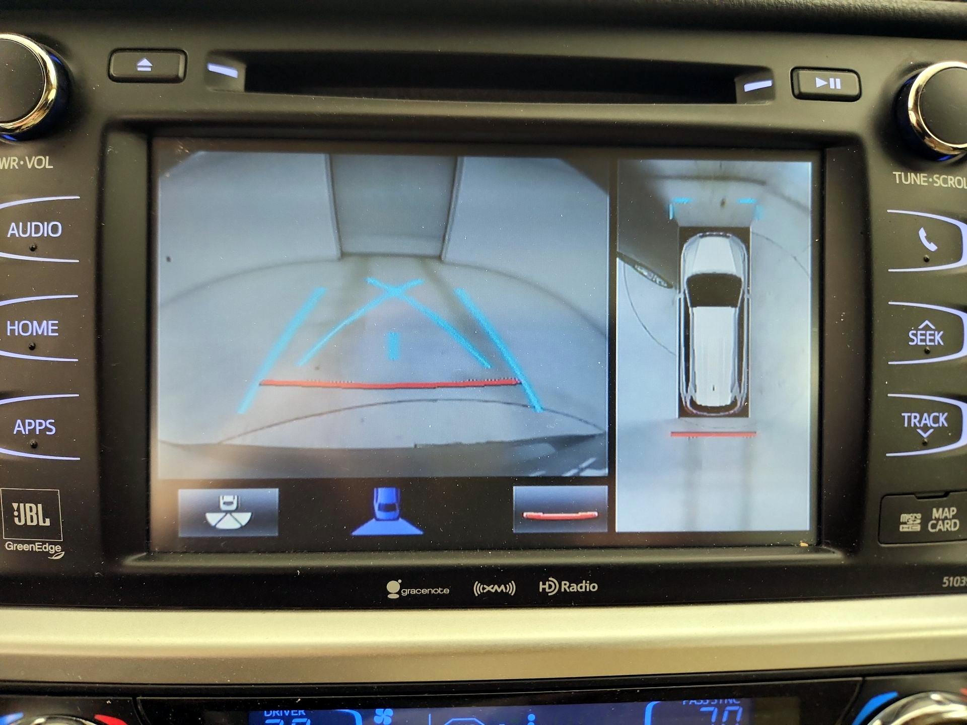 Thumbnail: 2019 Toyota Highlander - 15