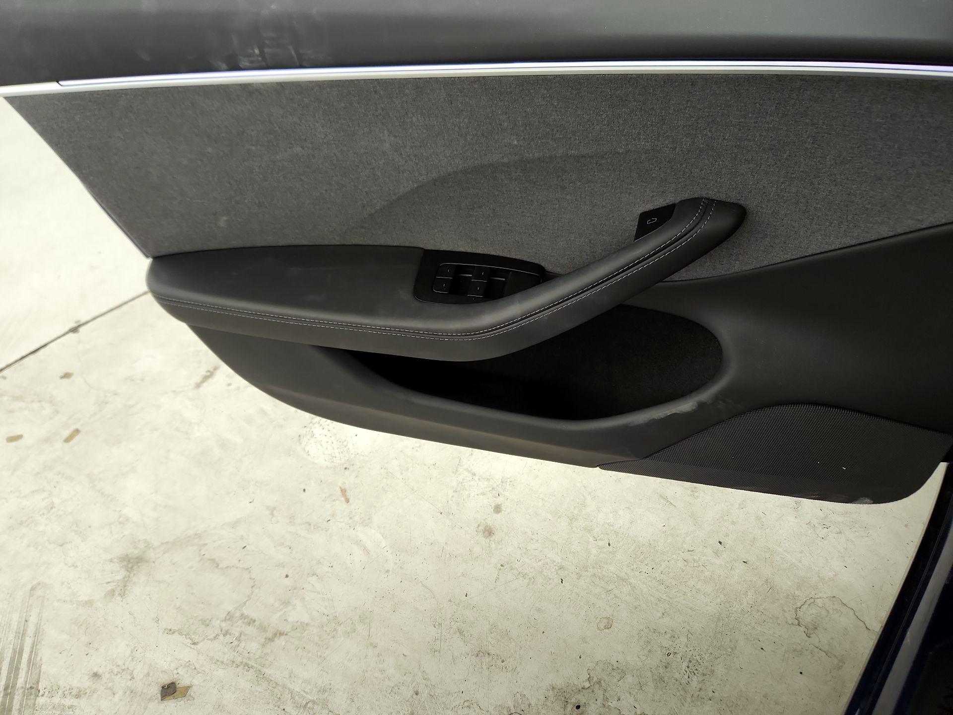 Thumbnail: 2025 Tesla Model 3 - 12