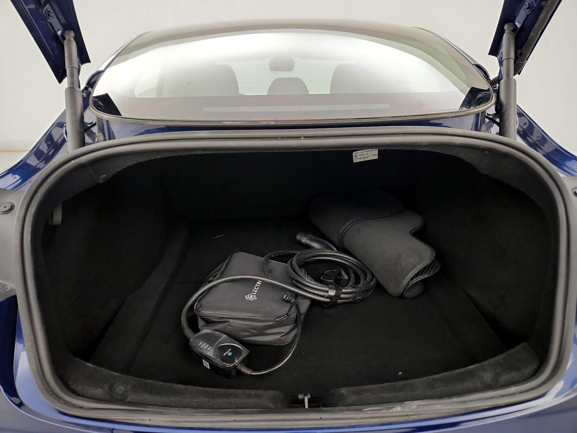 Thumbnail: 2025 Tesla Model 3 - 20