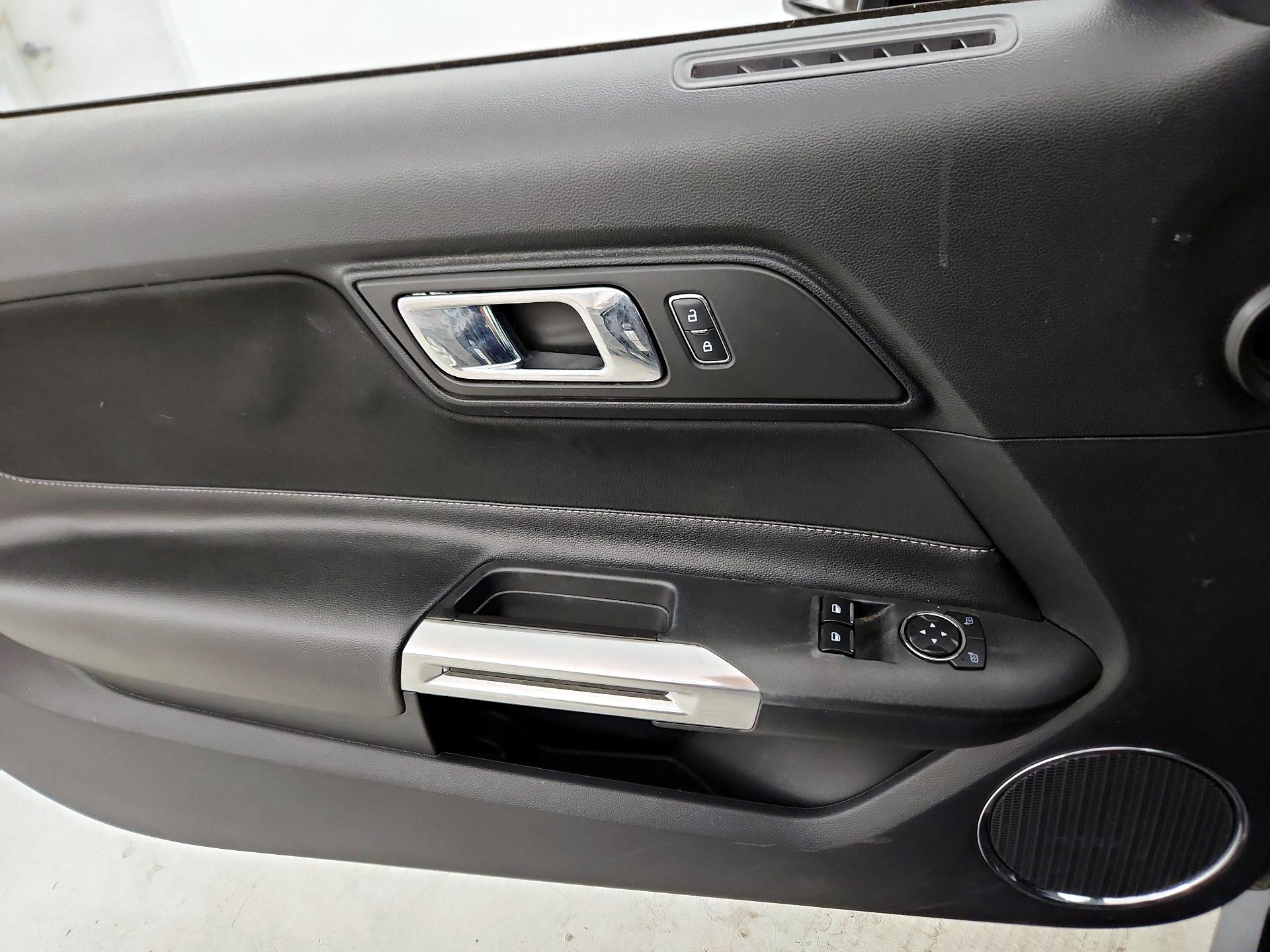 Thumbnail: 2015 Ford Mustang - 12