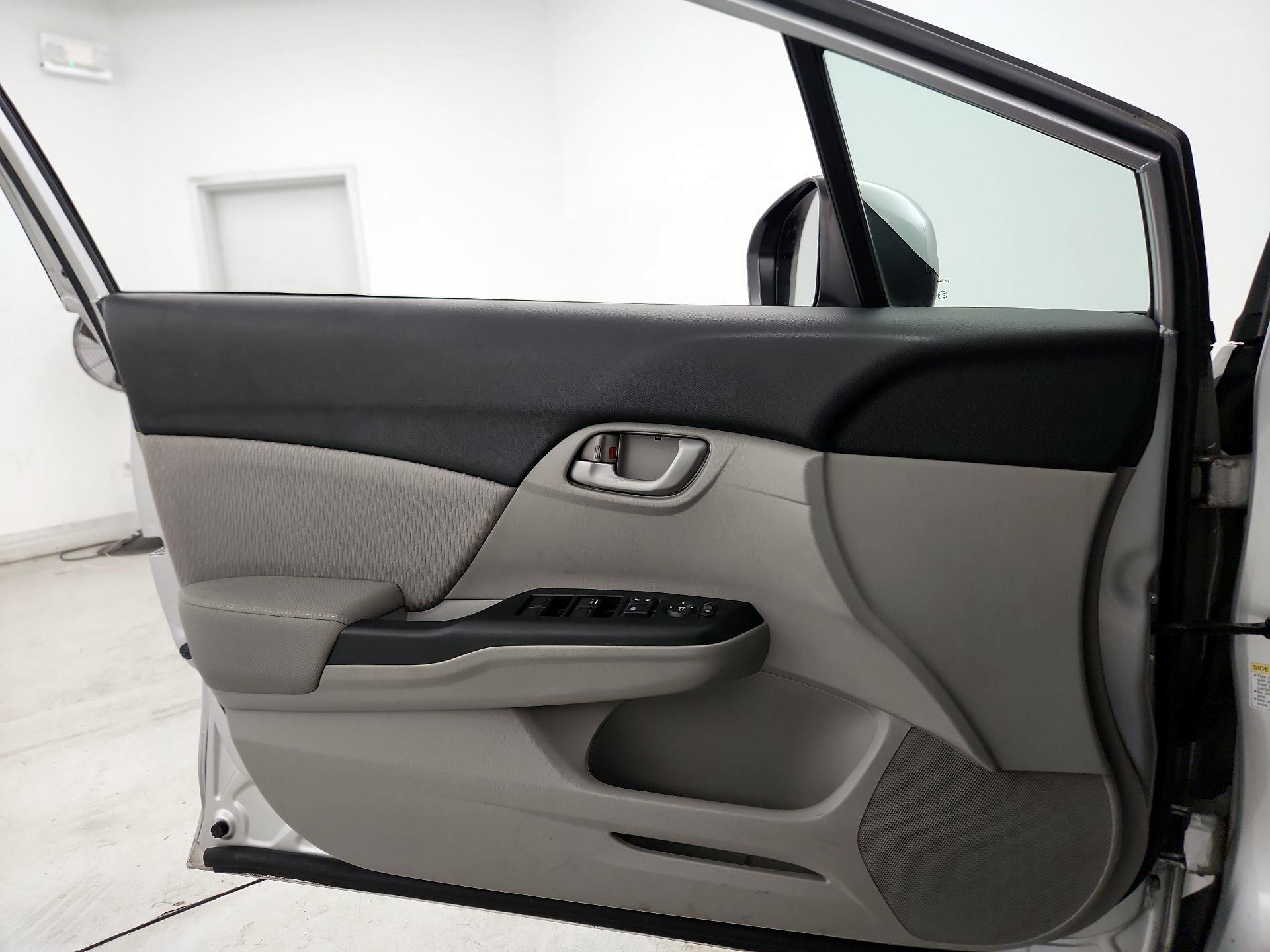 Thumbnail: 2015 Honda Civic - 12