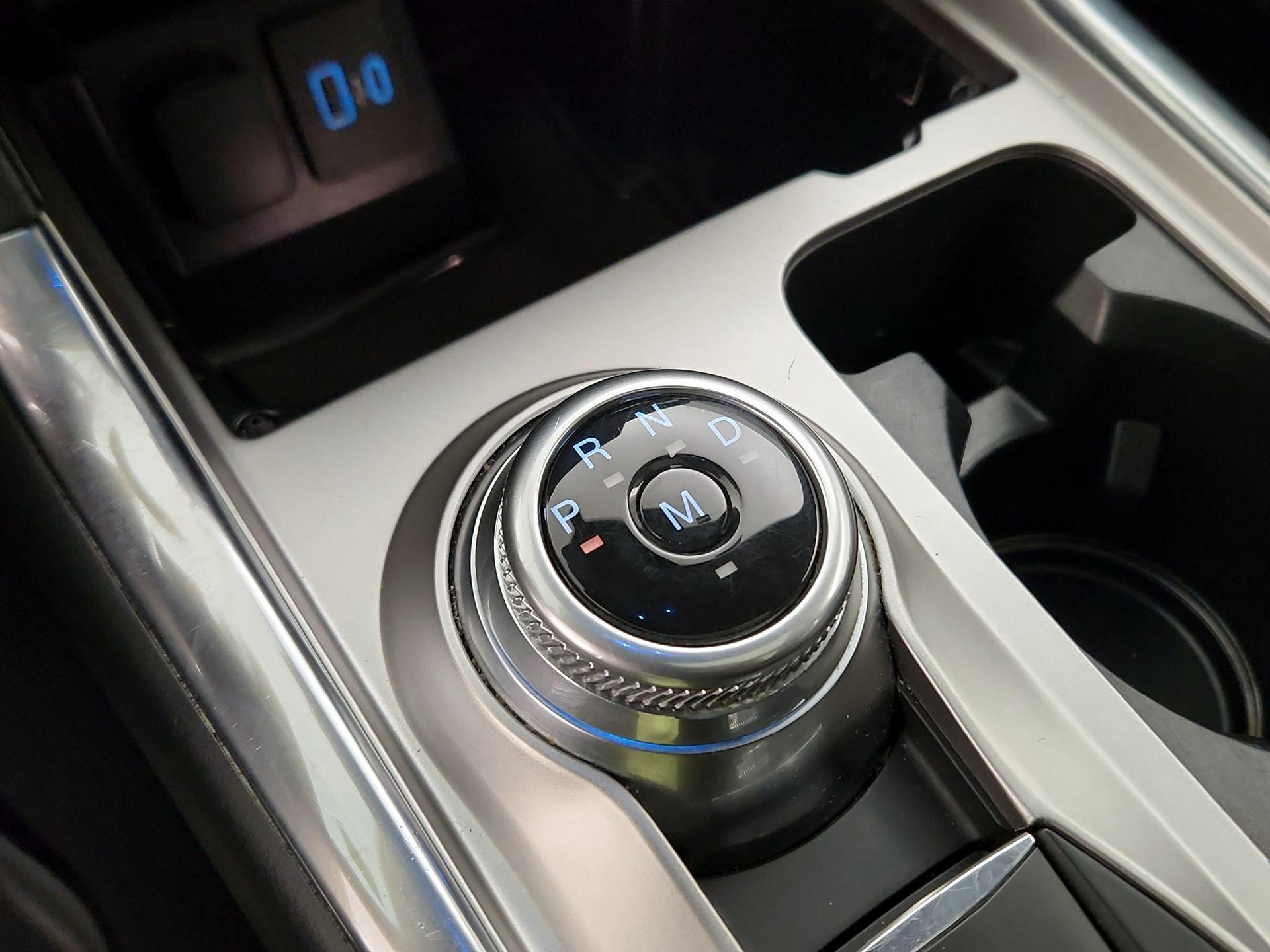 Thumbnail: 2020 Ford Explorer - 18