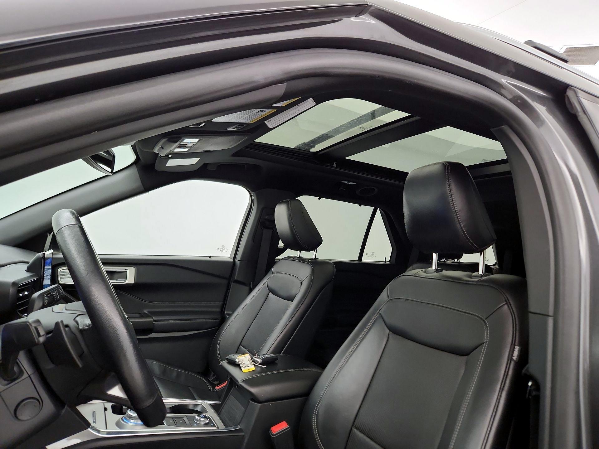 Thumbnail: 2020 Ford Explorer - 20