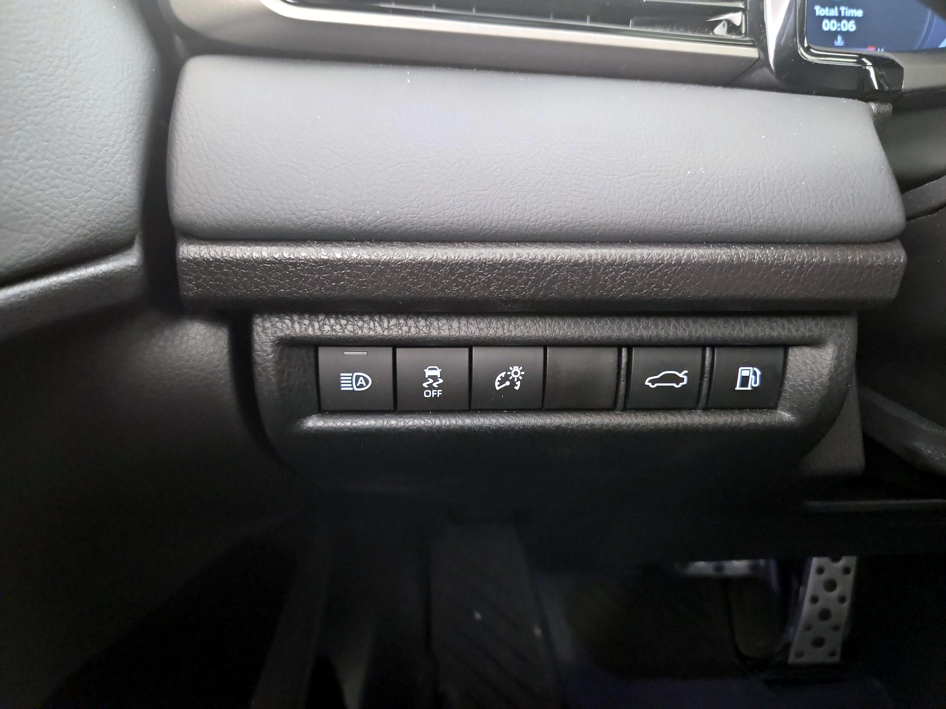 Thumbnail: 2025 Toyota Camry - 13