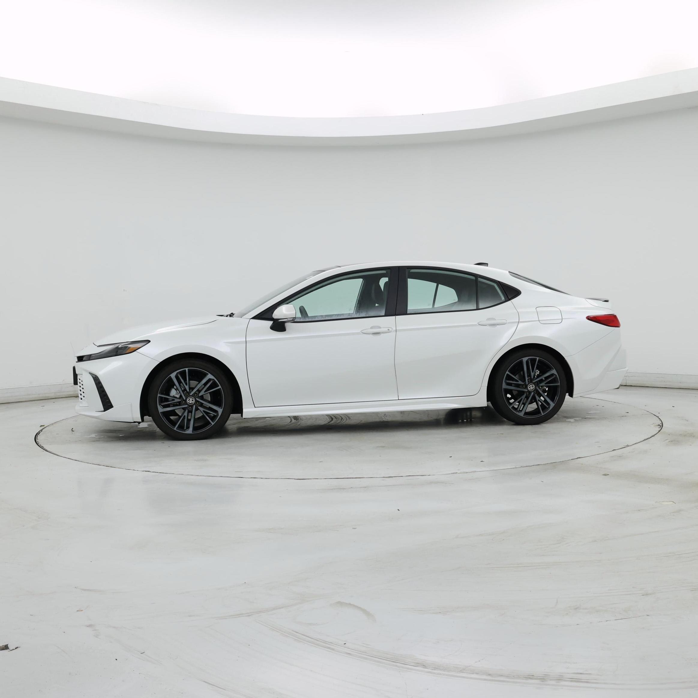 Thumbnail: 2025 Toyota Camry - 3