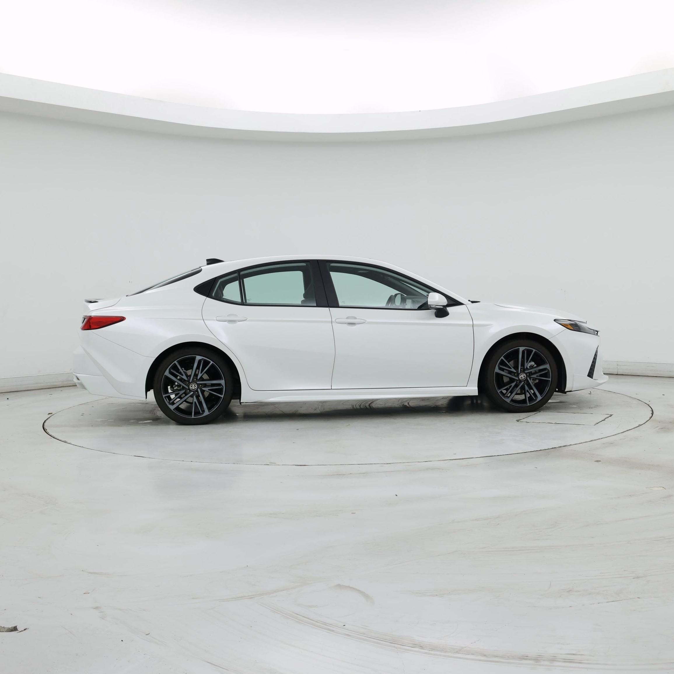 Thumbnail: 2025 Toyota Camry - 7