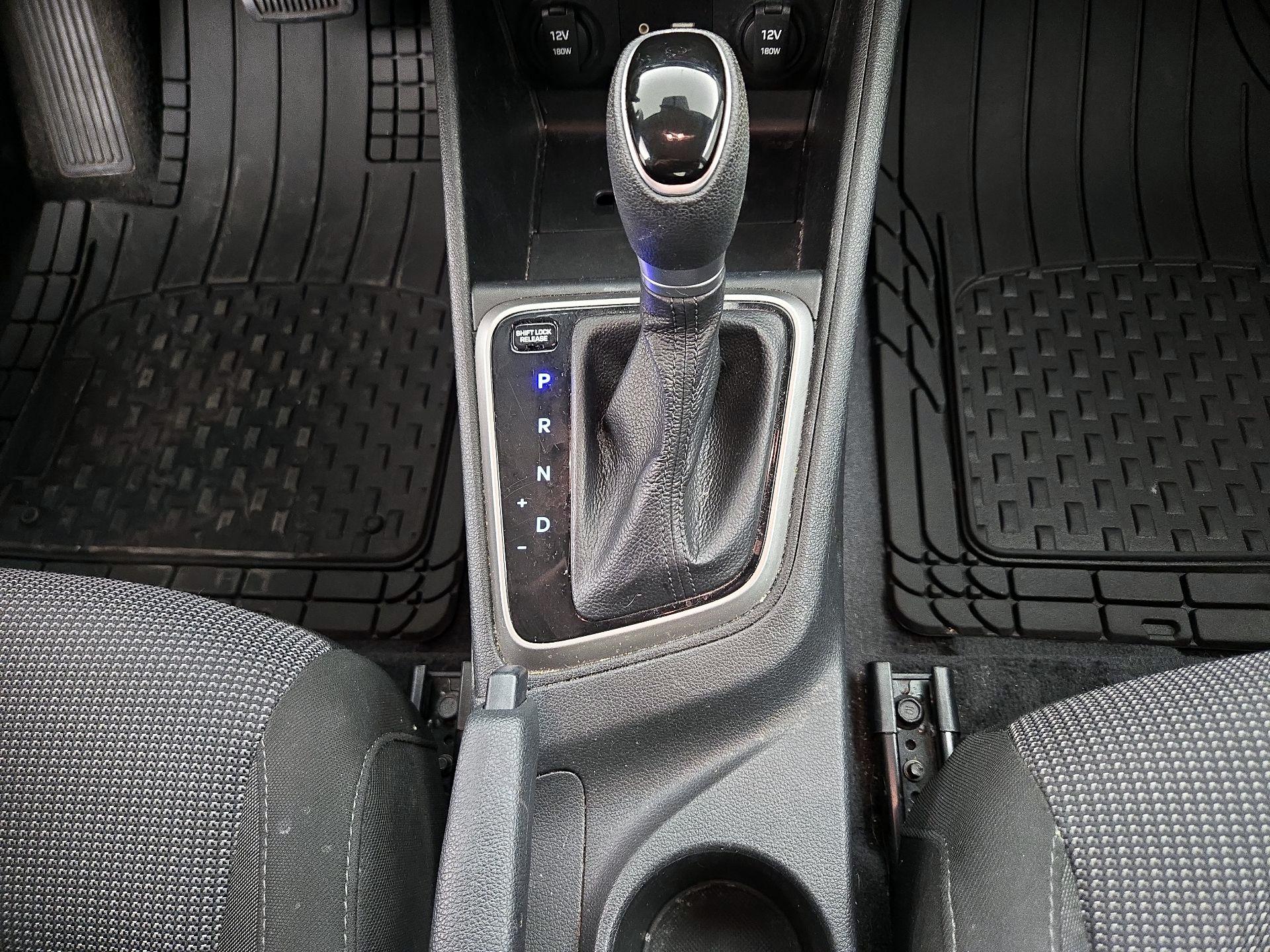 Thumbnail: 2019 Hyundai Accent - 17