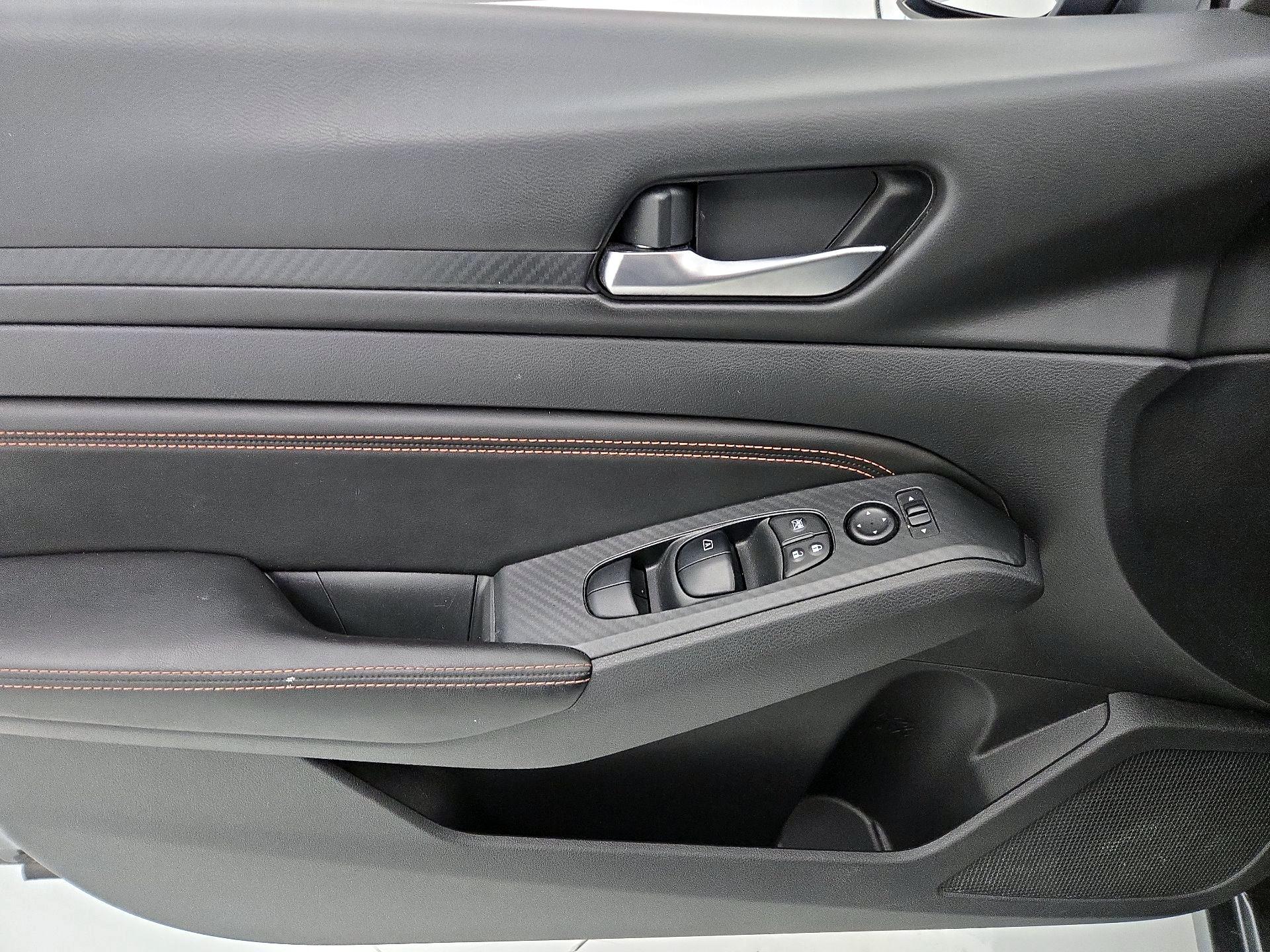 Thumbnail: 2020 Nissan Altima - 12