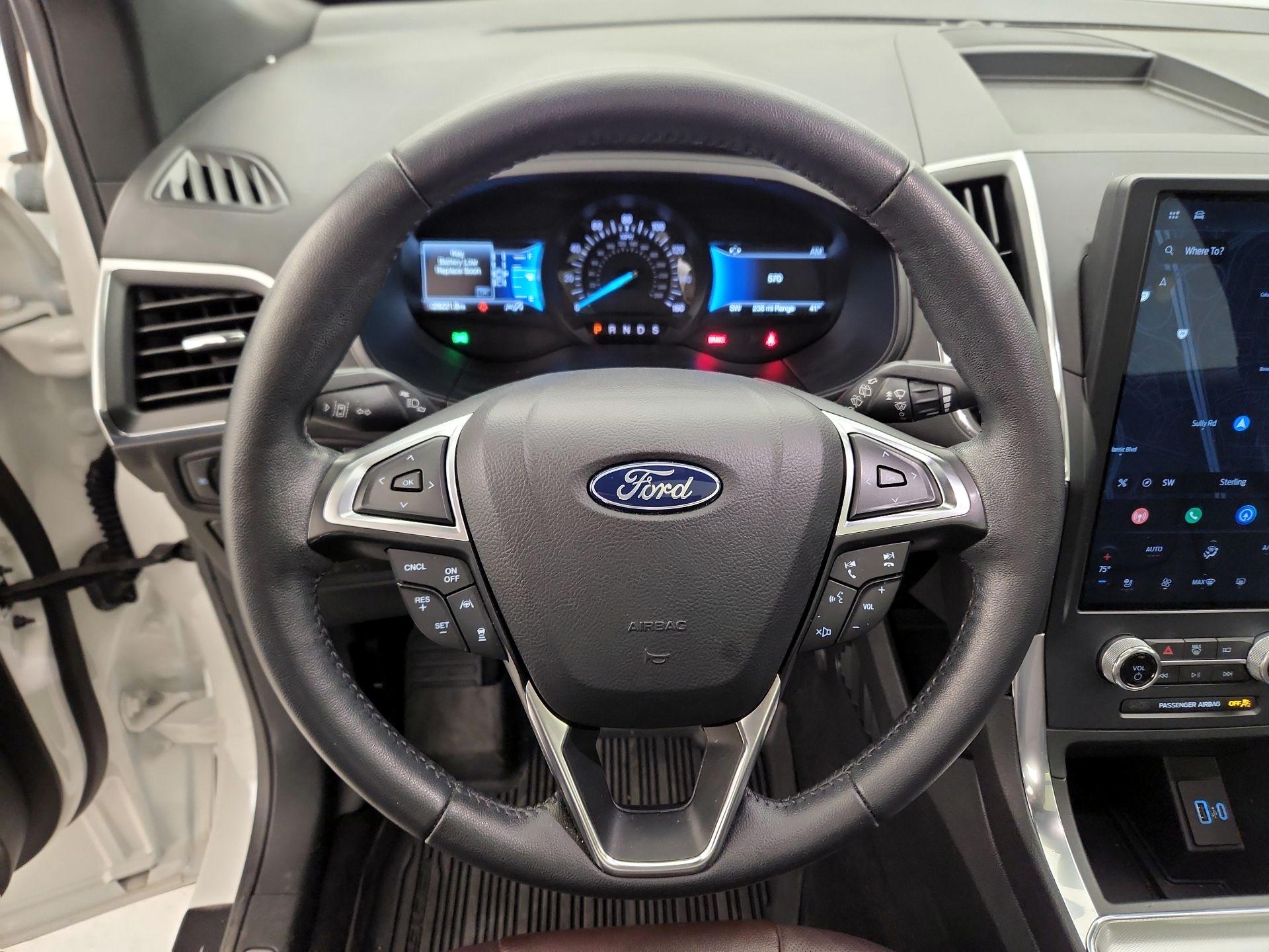 Thumbnail: 2022 Ford Edge - 10