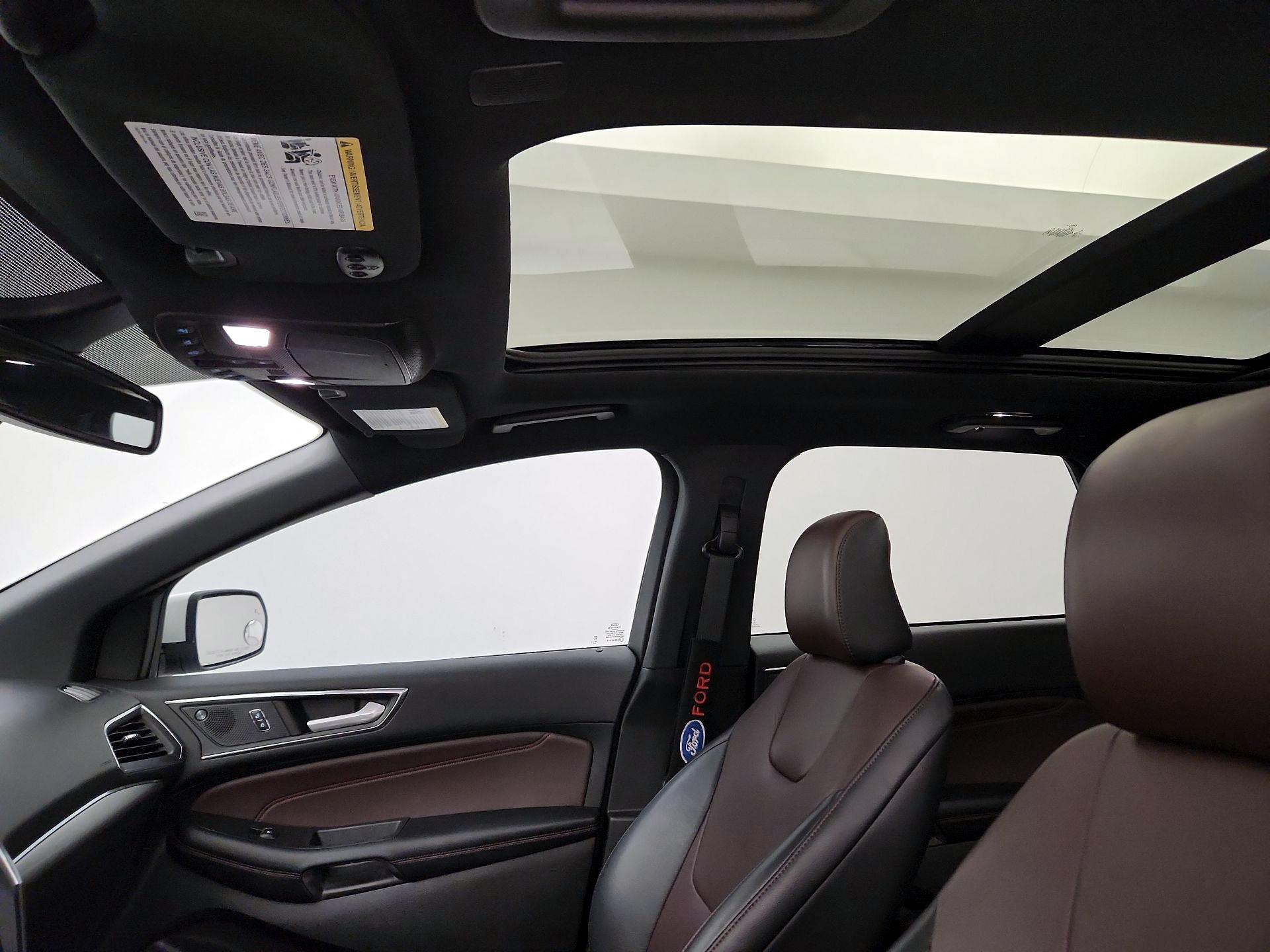 Thumbnail: 2022 Ford Edge - 20