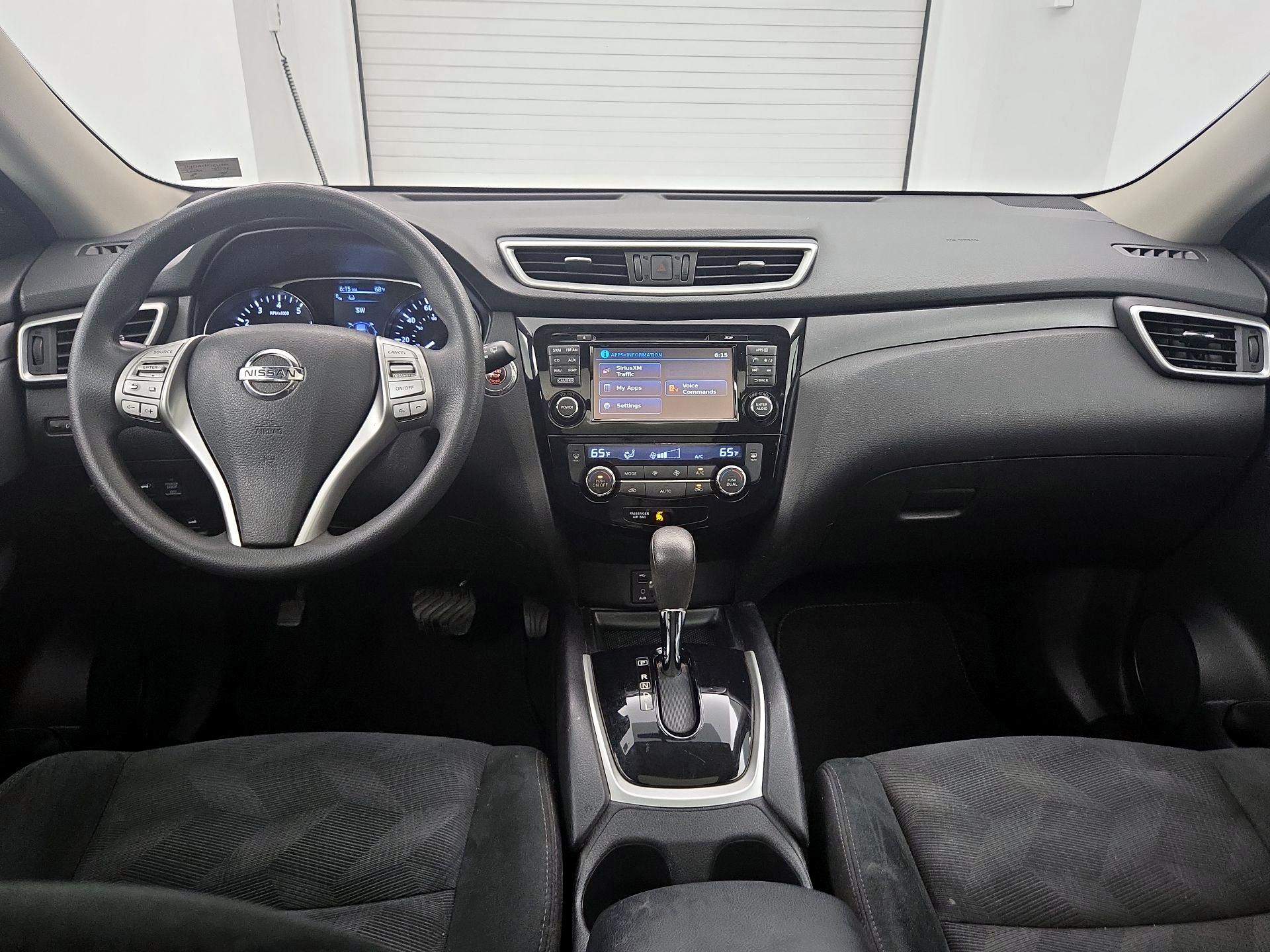 Thumbnail: 2015 Nissan Rogue - 9