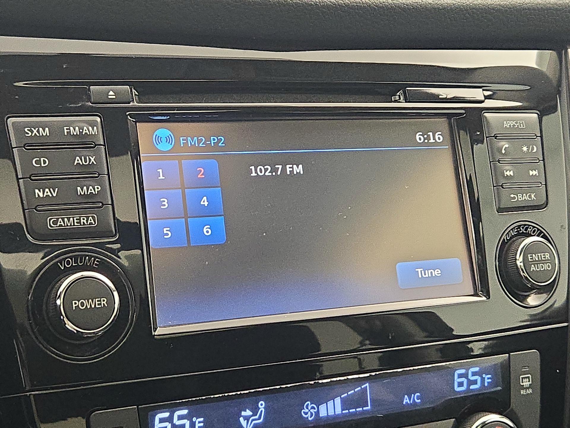 Thumbnail: 2015 Nissan Rogue - 16