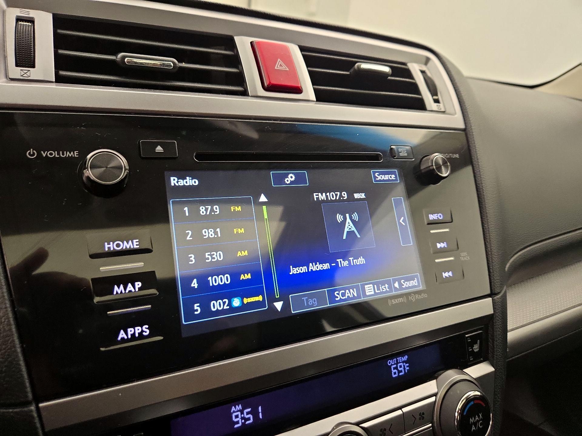 Thumbnail: 2017 Subaru Legacy - 16