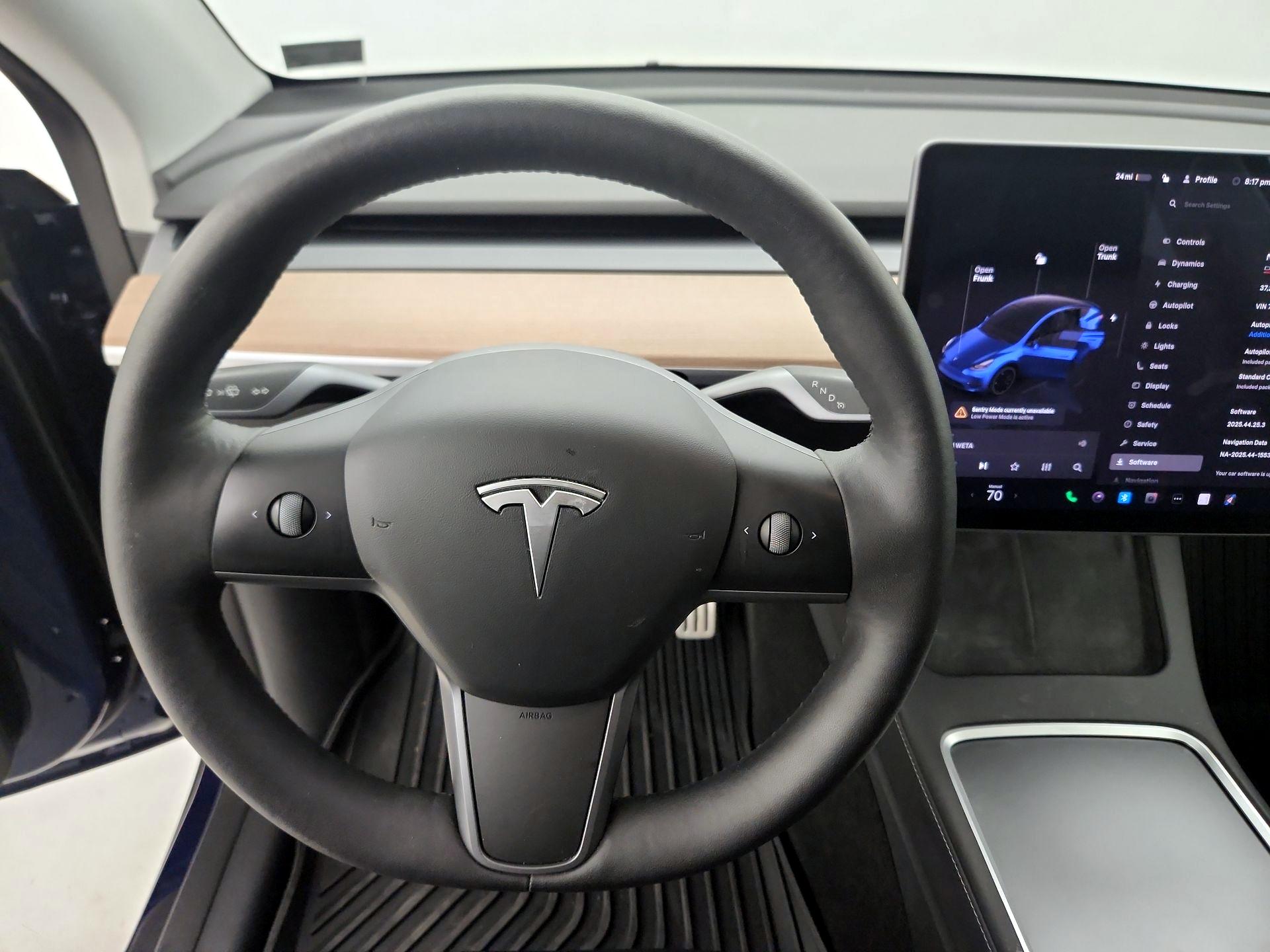 Thumbnail: 2022 Tesla Model Y - 10