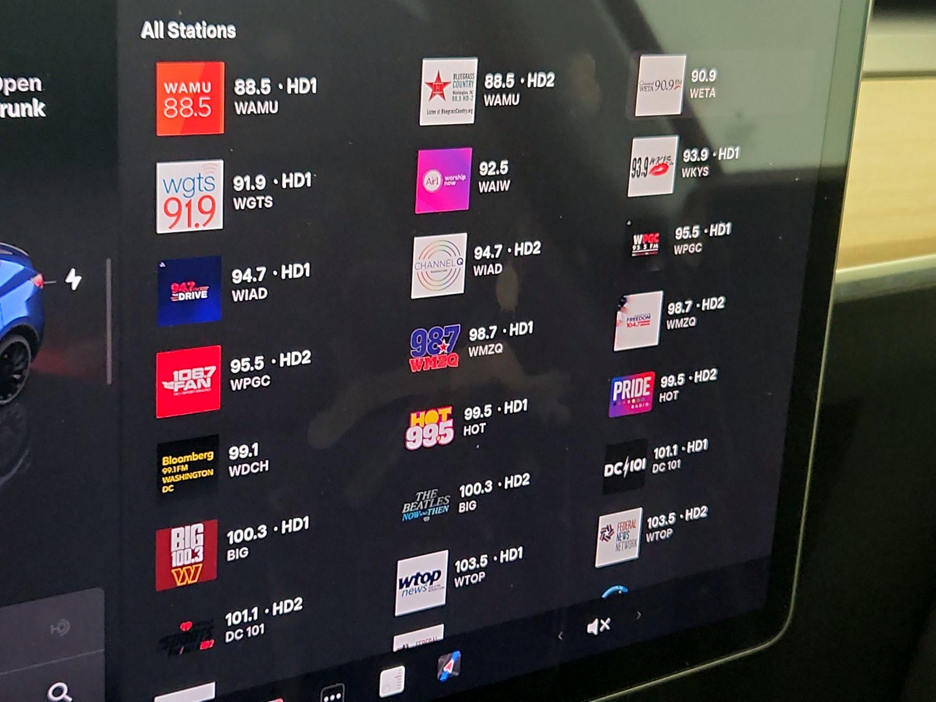 Thumbnail: 2022 Tesla Model Y - 16