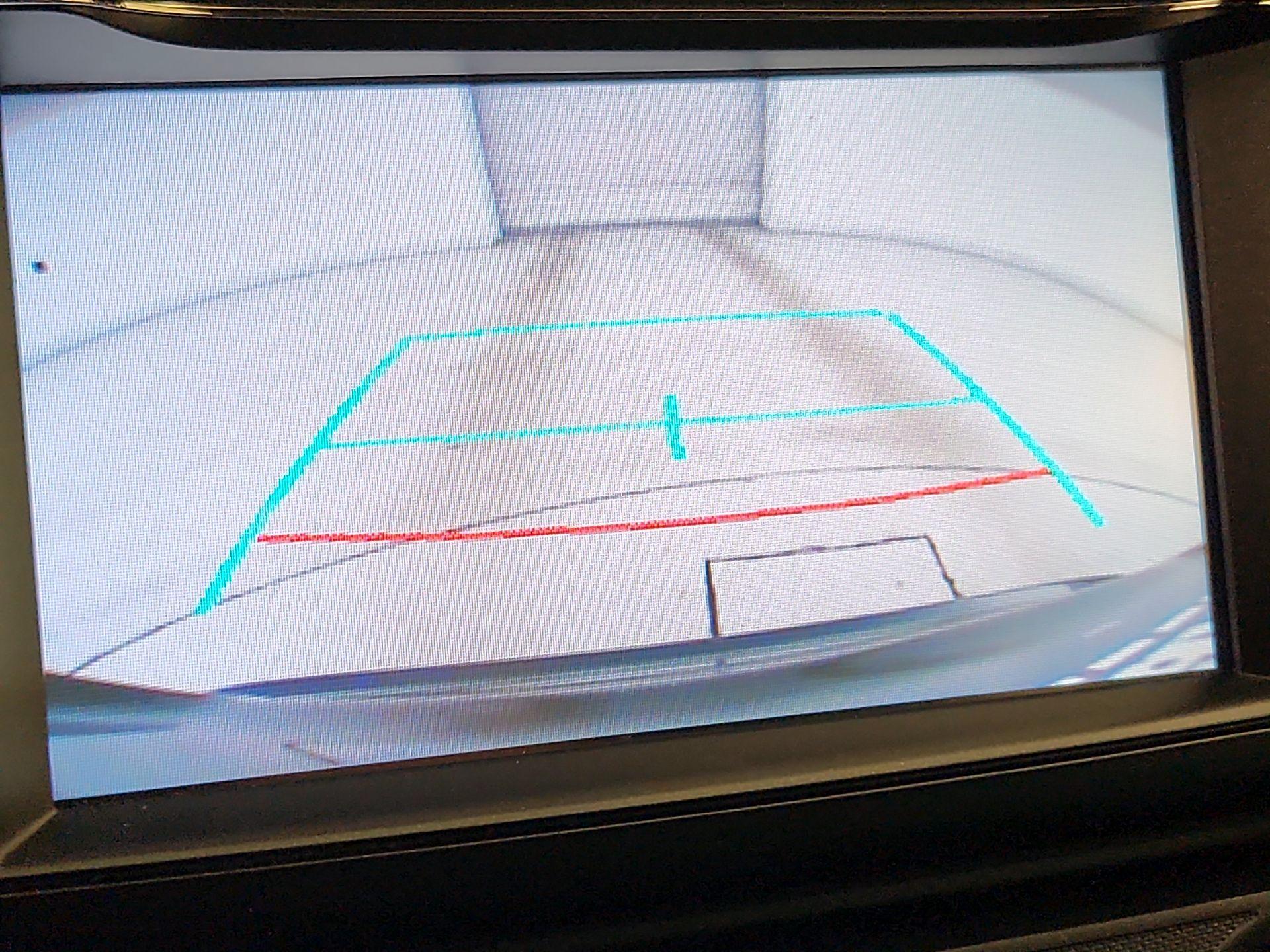 Thumbnail: 2018 Toyota RAV4 - 14