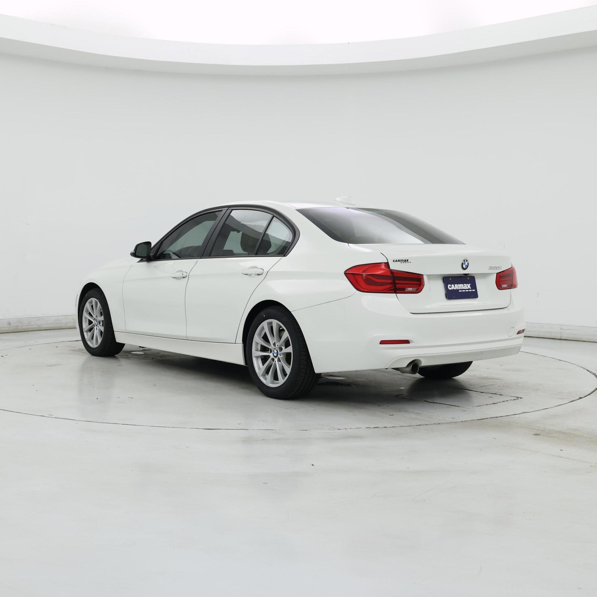 Thumbnail: 2018 BMW 3 Series - 2