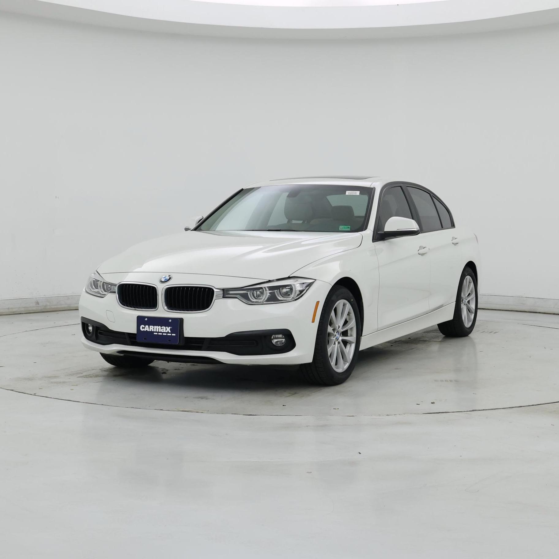 Thumbnail: 2018 BMW 3 Series - 4